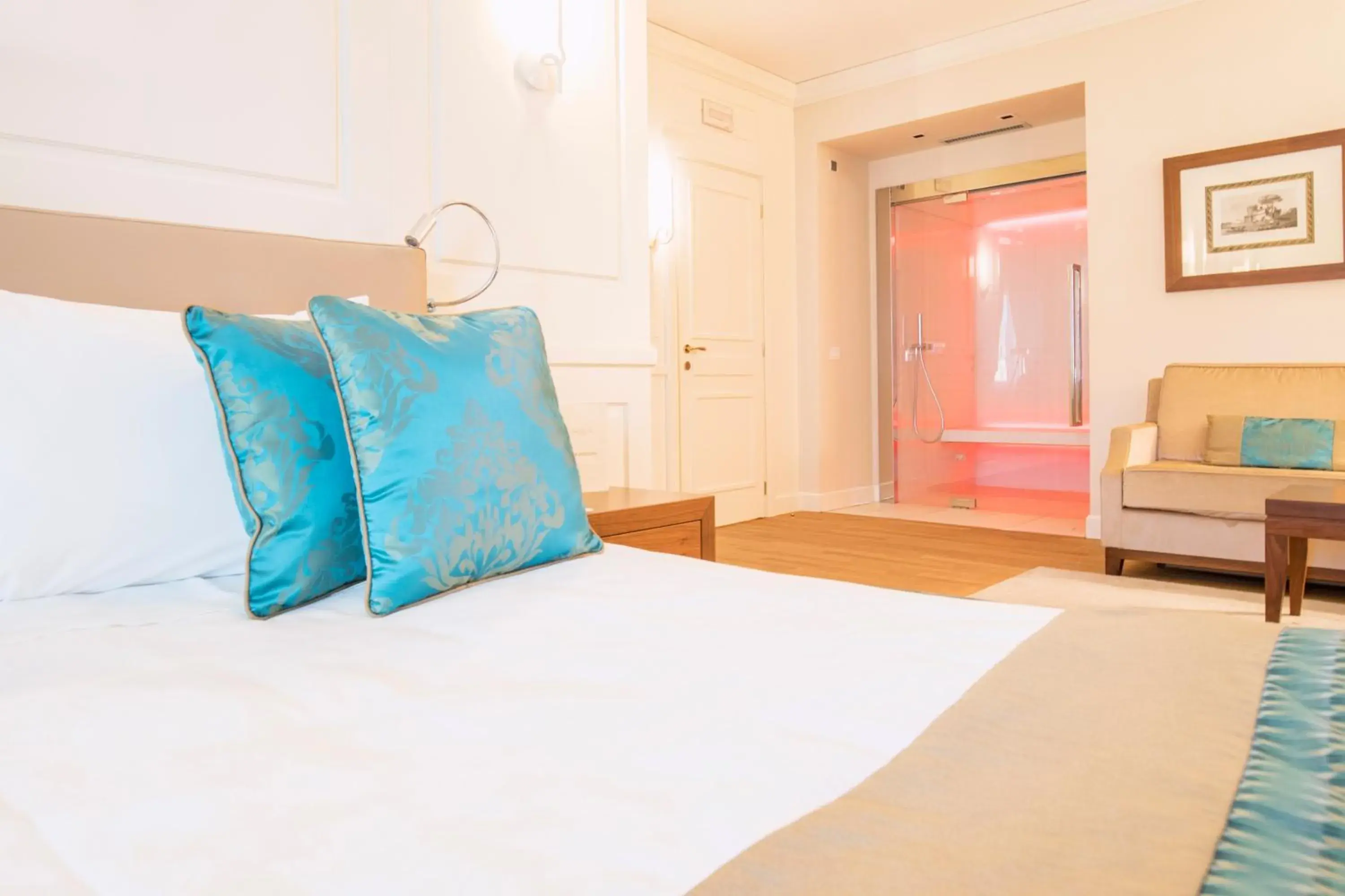 Bed in Grand Hotel Terme Sirmione Bed in Grand Hotel Terme Sirmione