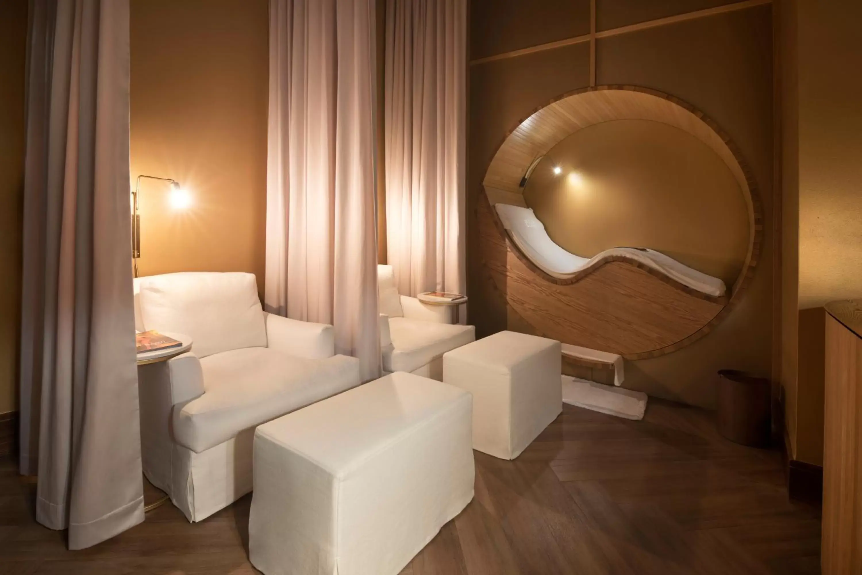 Spa and wellness centre/facilities, Seating Area in ette luxury hotel & spa