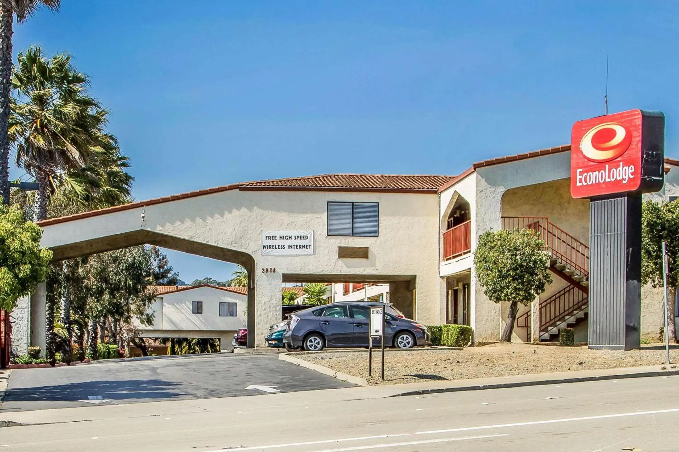 Property Building in Econo Lodge Castro Valley I-580