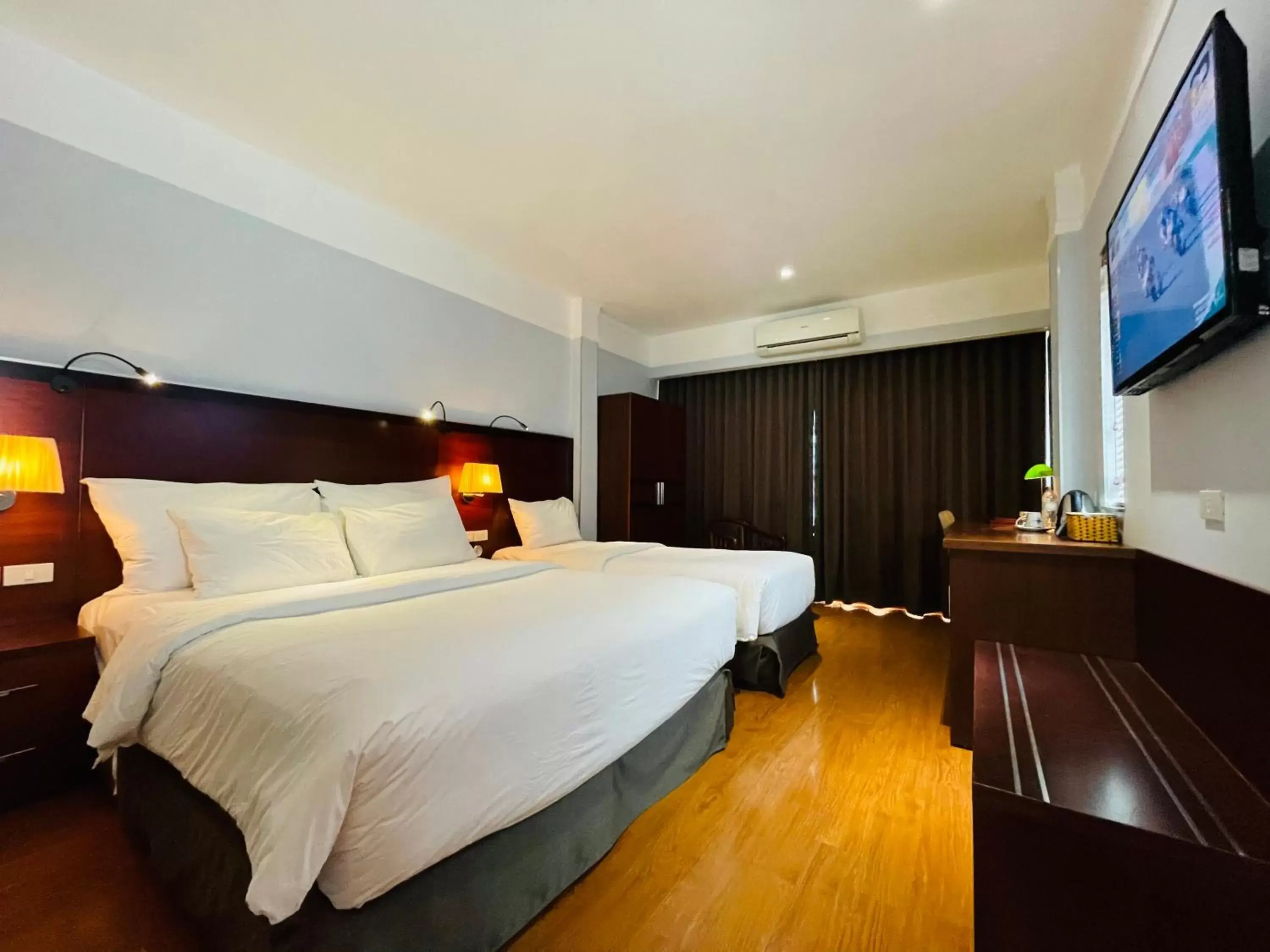 Bedroom, Bed in The Vancouver Hotel - Ninh Binh