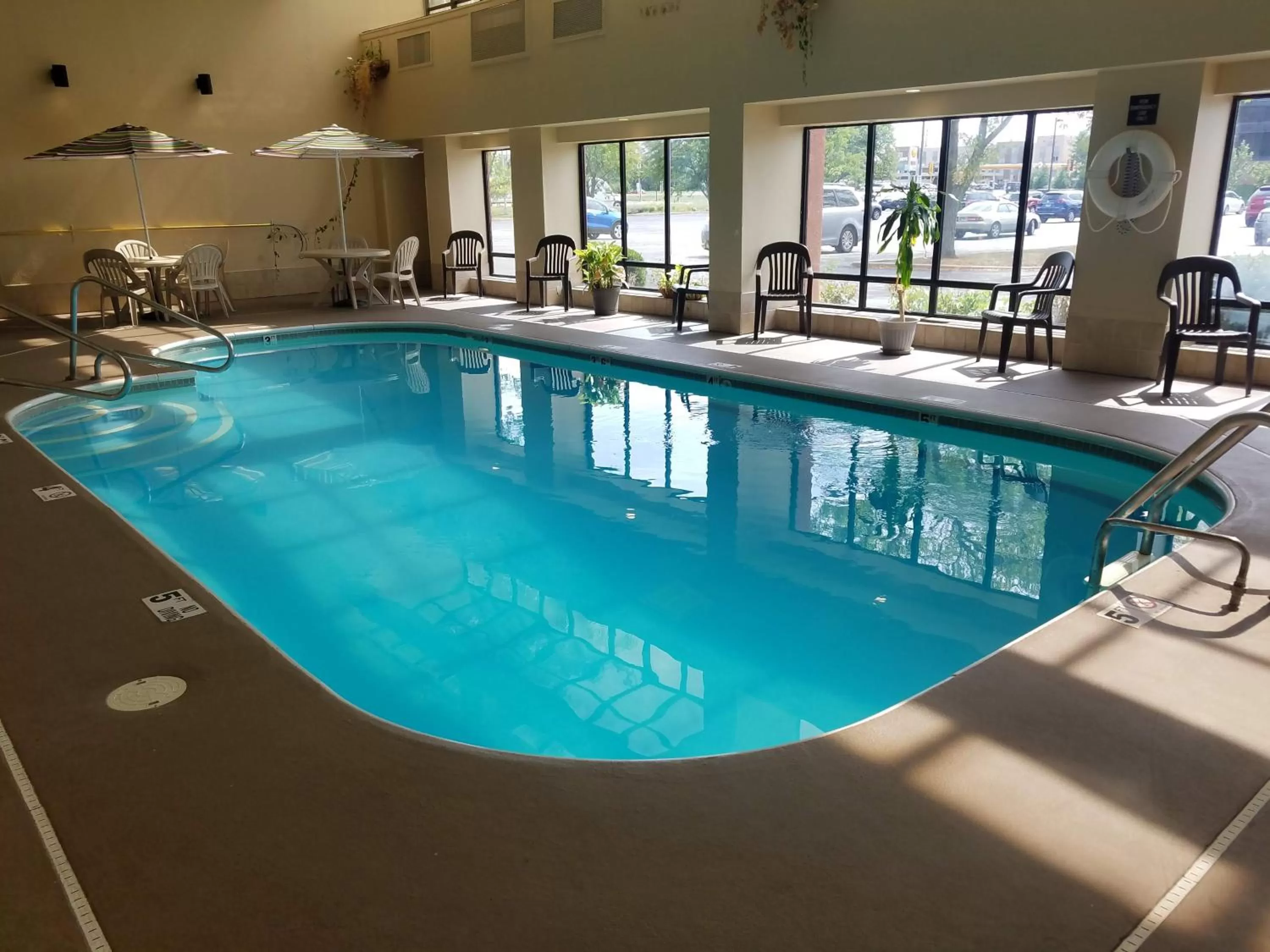 Swimming pool in MainStay Suites Springfield IL