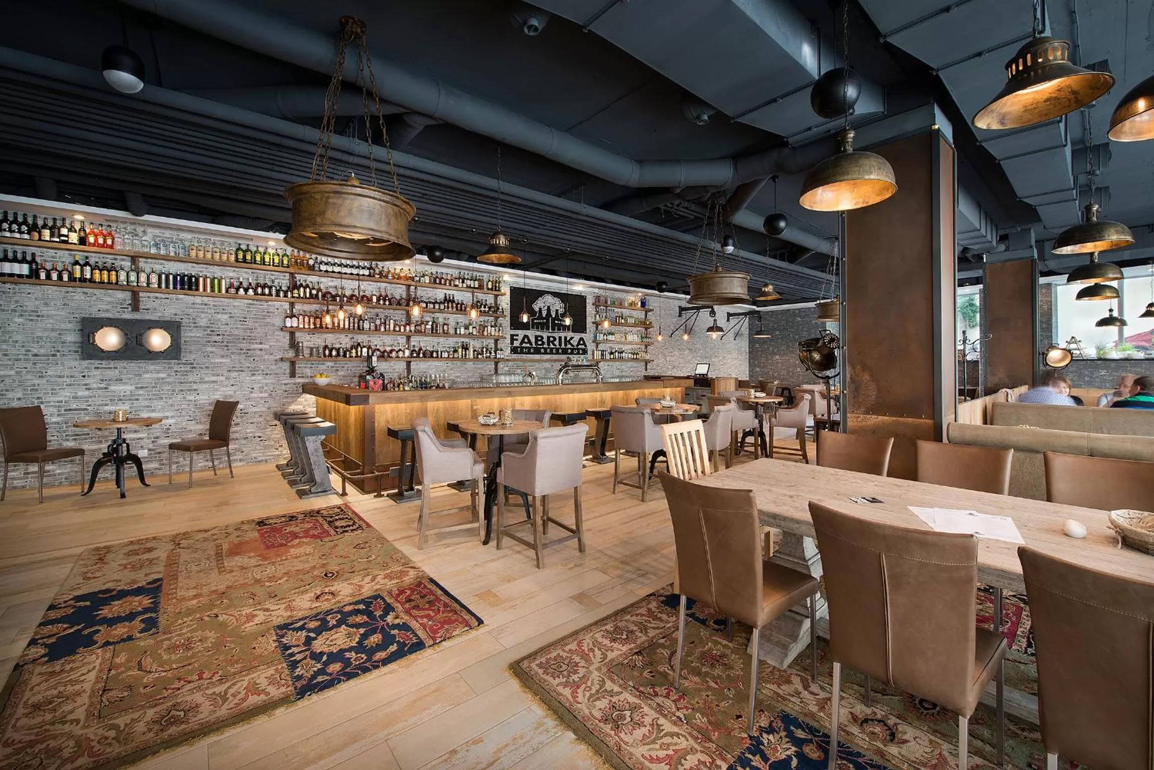 Restaurant/places to eat in LOFT Hotel Bratislava