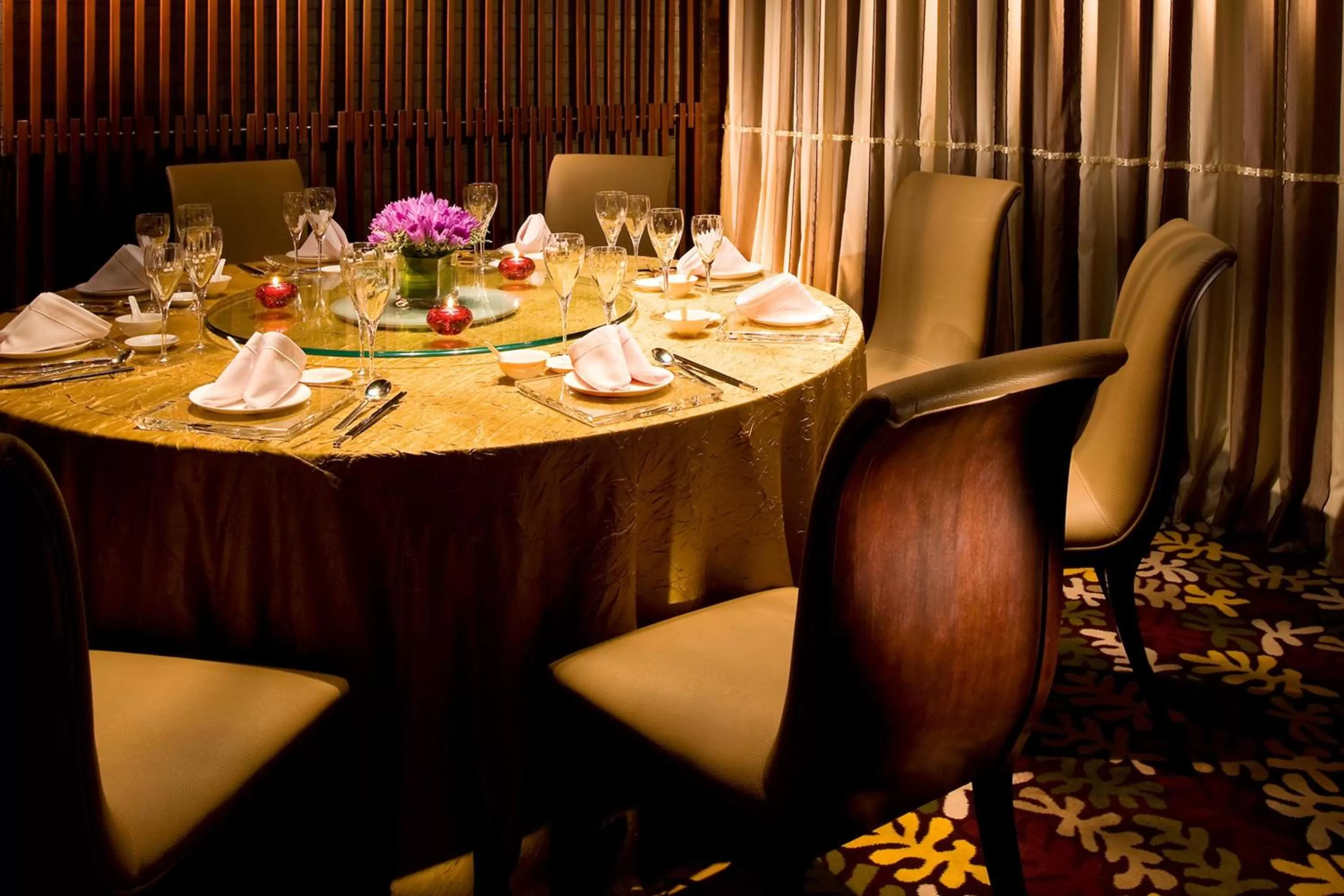 Restaurant/places to eat in Ningbo Marriott Hotel