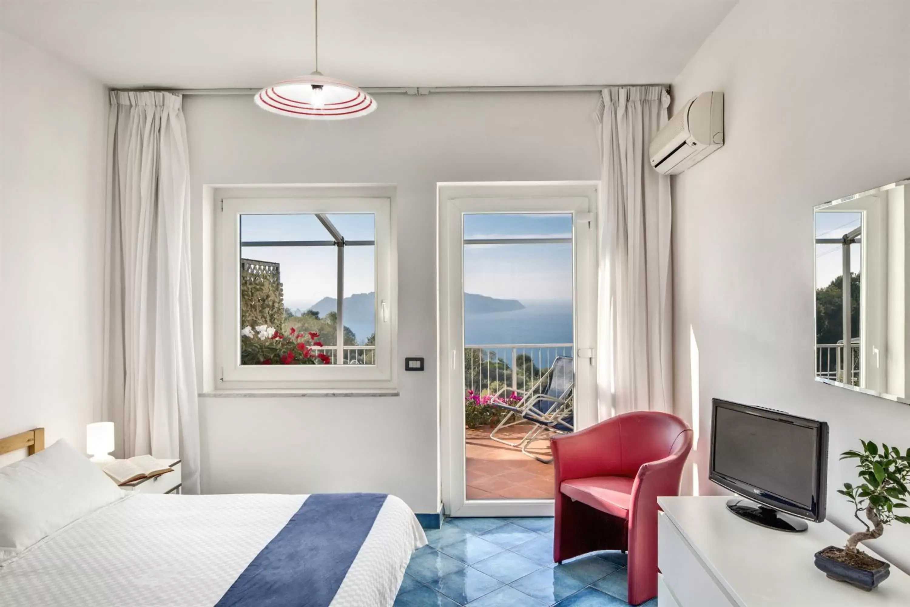 Bedroom in Gocce Di Capri Resort