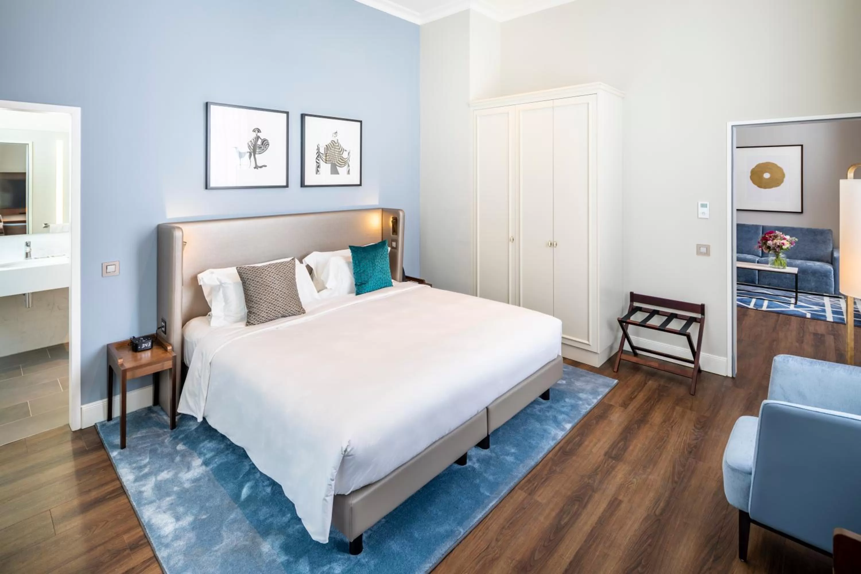 Bedroom, Bed in Fraser Suites Hamburg