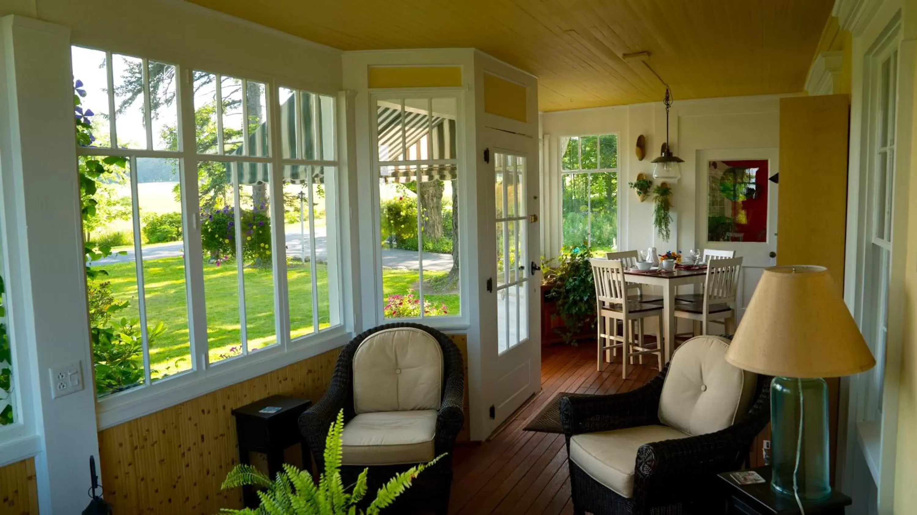 Seating Area in Enfield Manor Bed&Breakfast and Vacation Rental