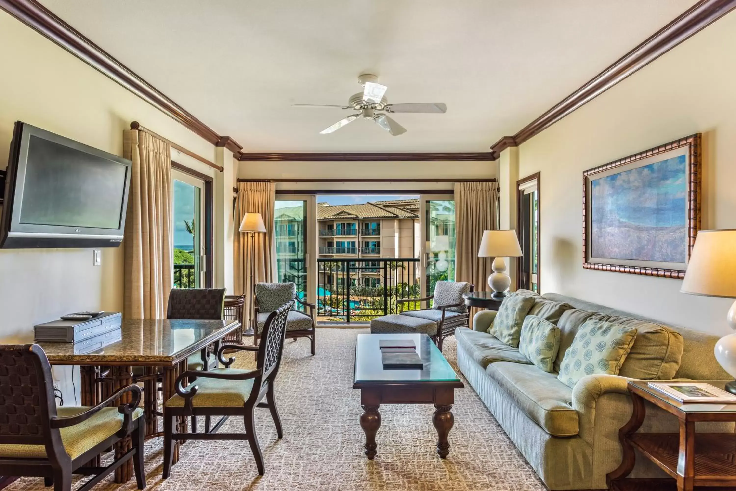 TV and multimedia, Seating Area in Waipouli Beach Resort & Spa Kauai By Outrigger