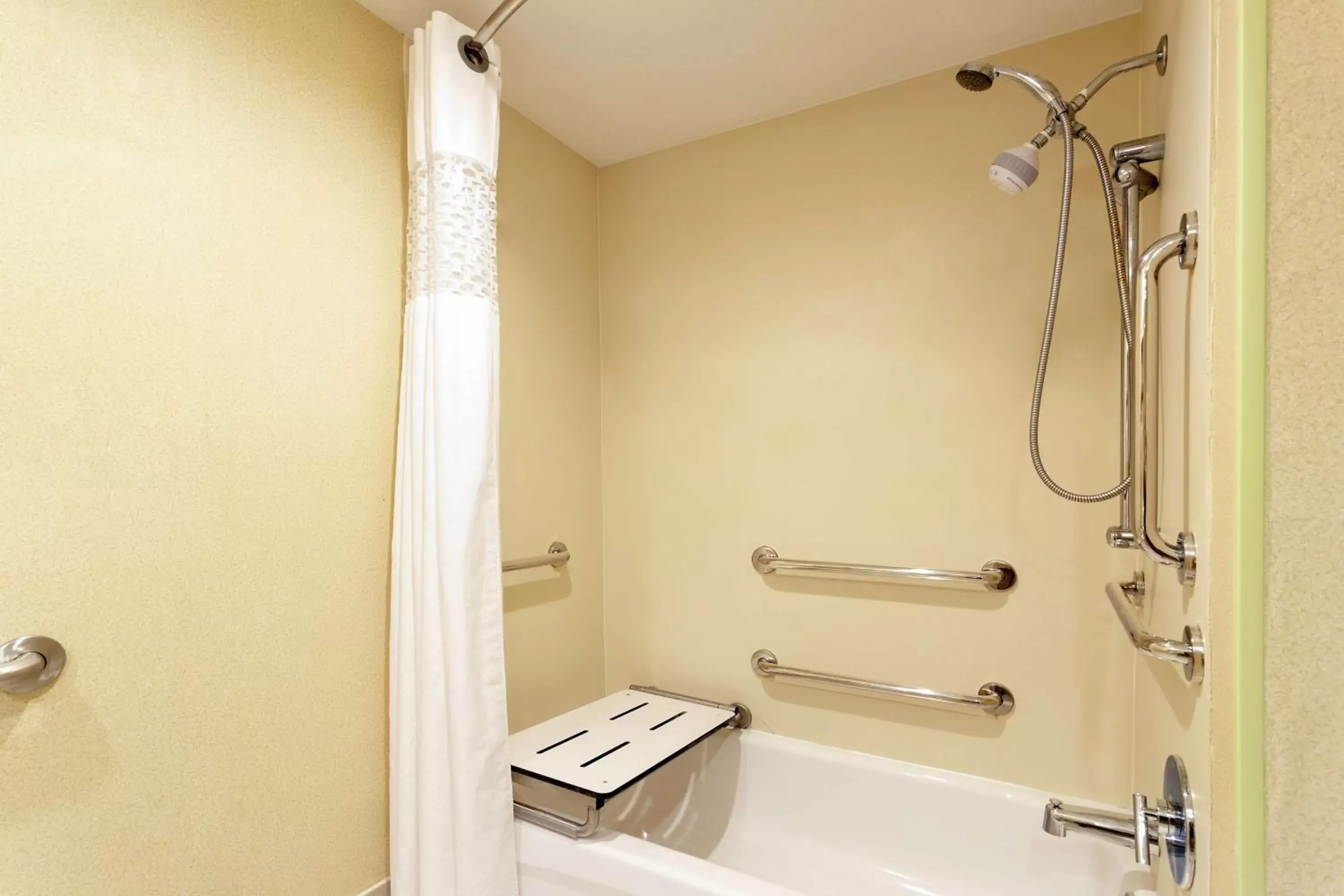 Bathroom in Hampton Inn & Suites Venice Bayside South Sarasota