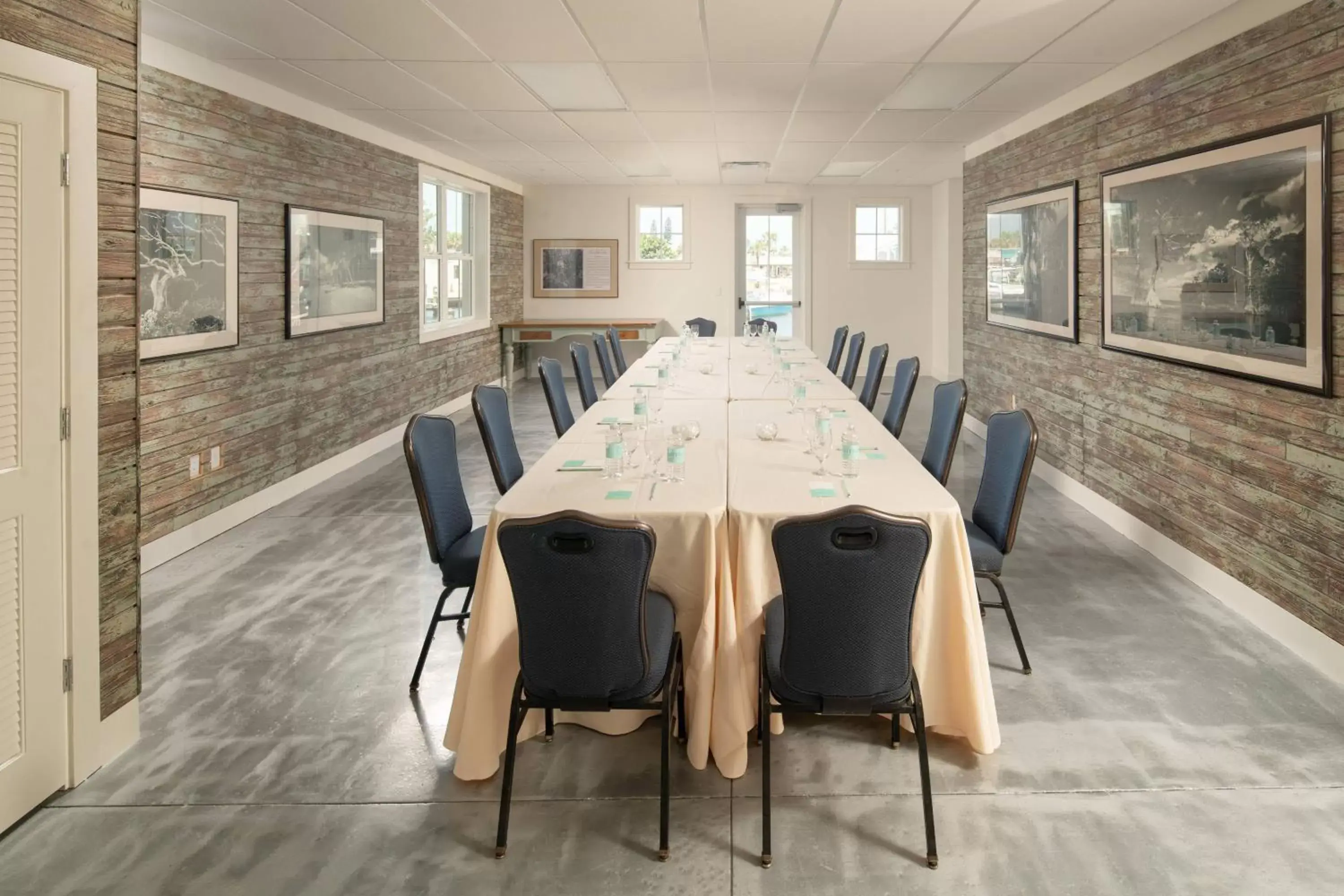 Meeting/conference room in Waterline Marina Resort & Beach Club, Autograph Collection