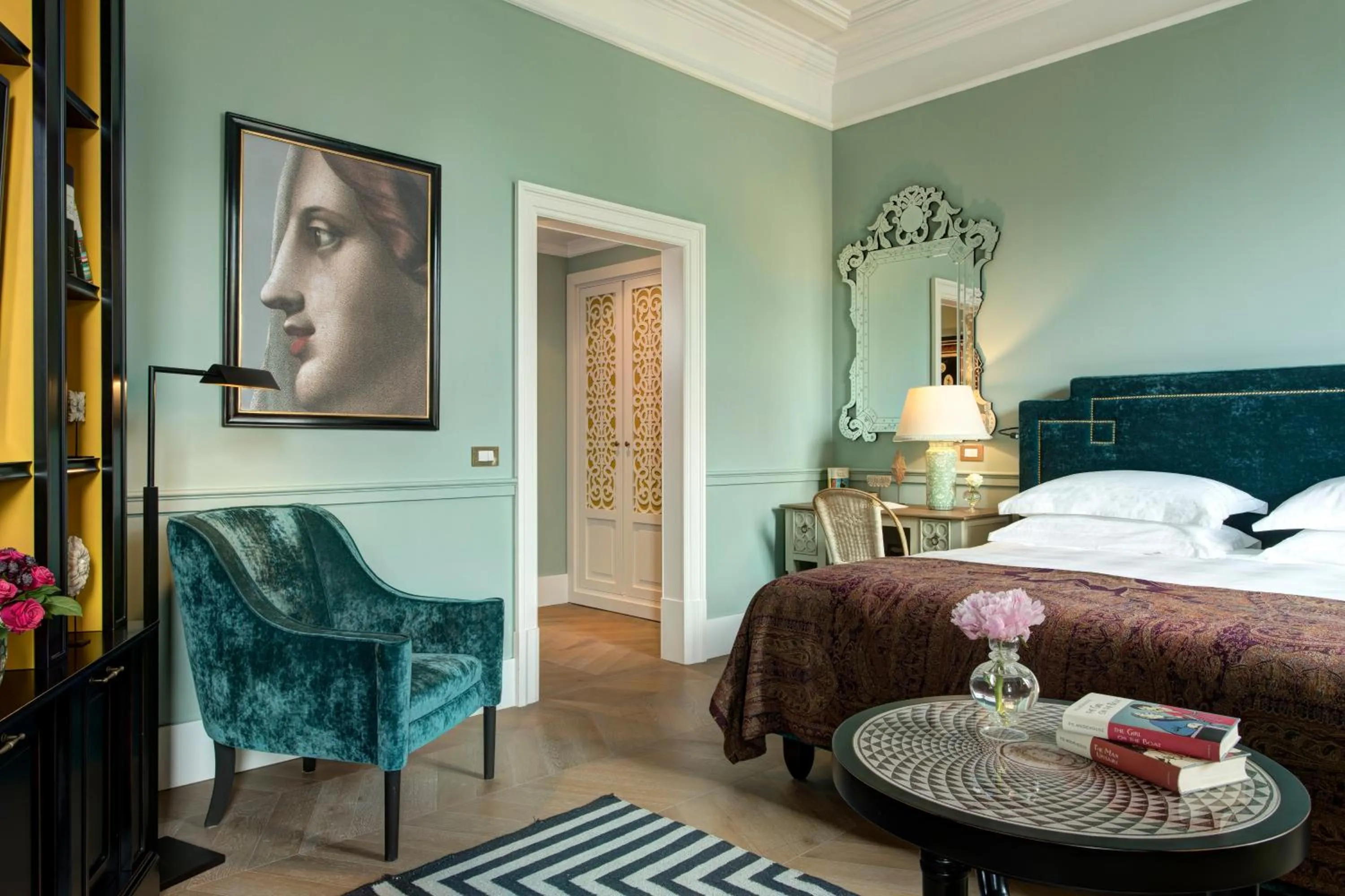 Bedroom, Bed in Rocco Forte Hotel De La Ville