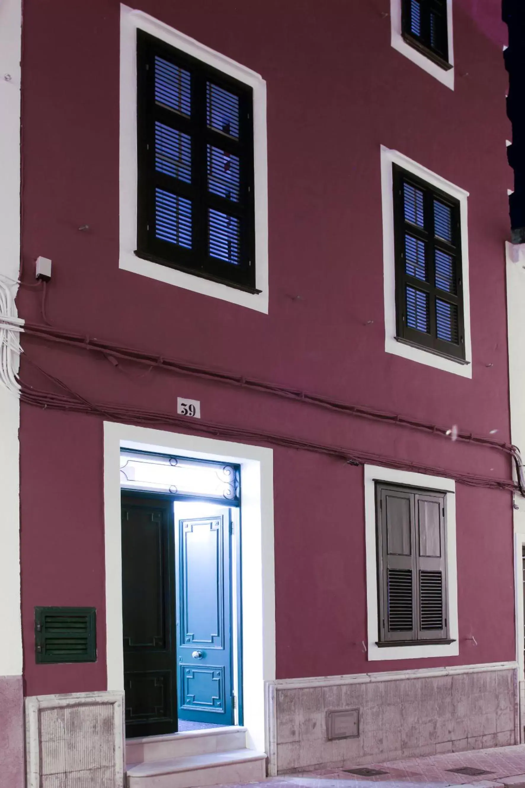 Facade/entrance, Property Building in Can Roca Nou