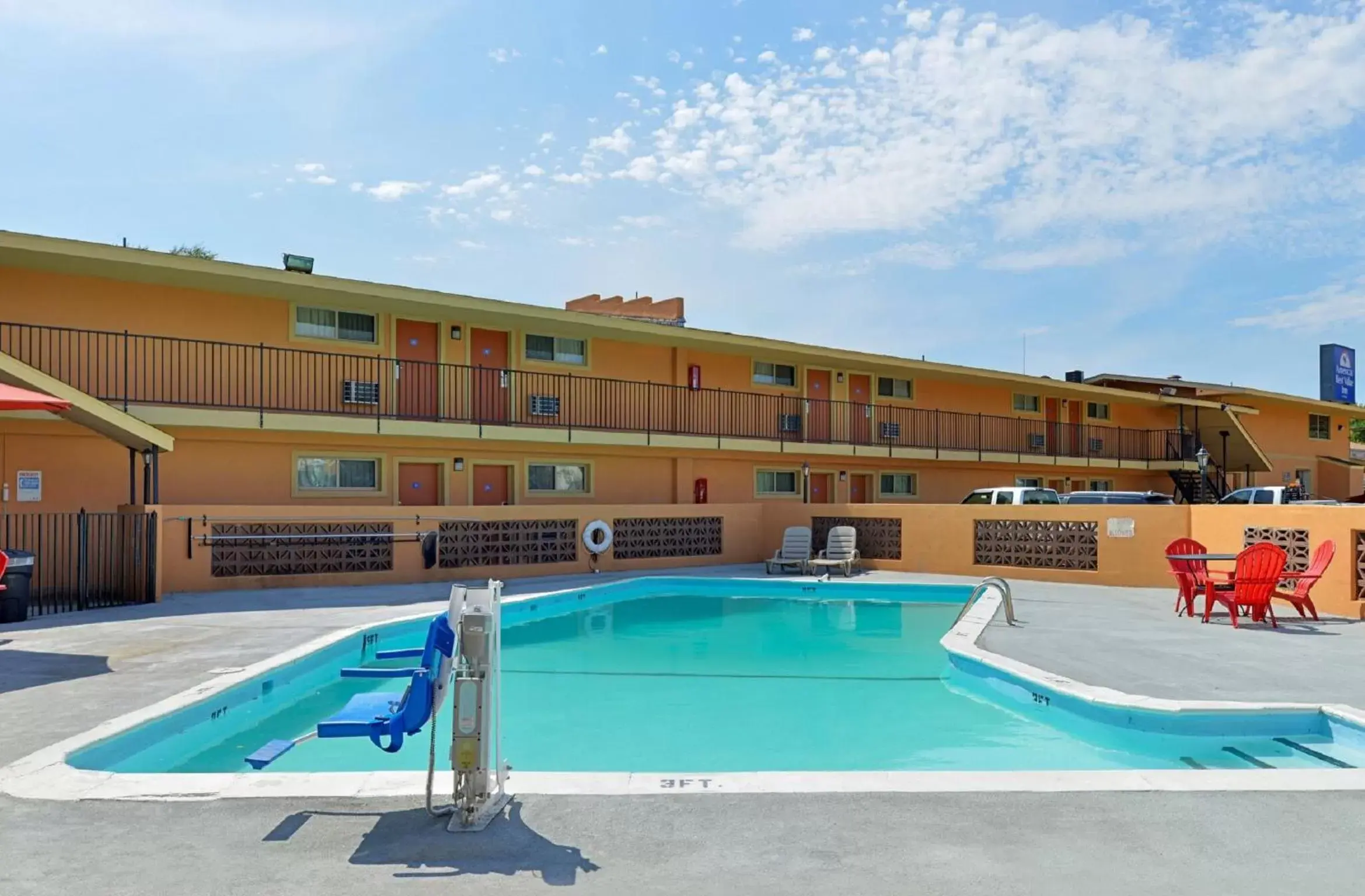 Swimming pool in Americas Best Value Inn Ponca City Swimming pool in Americas Best Value Inn Ponca City