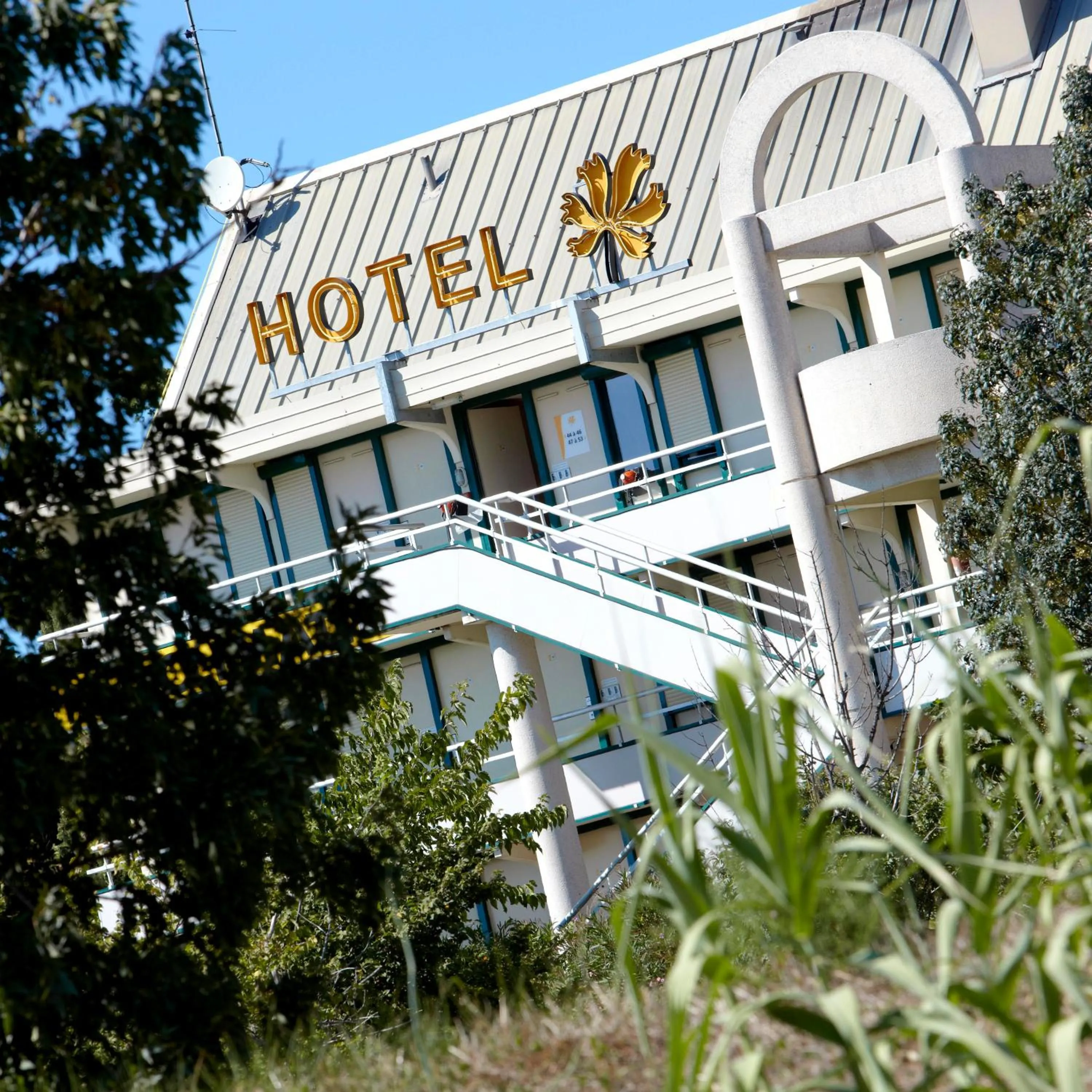 Facade/entrance in Premiere Classe Salon De Provence
