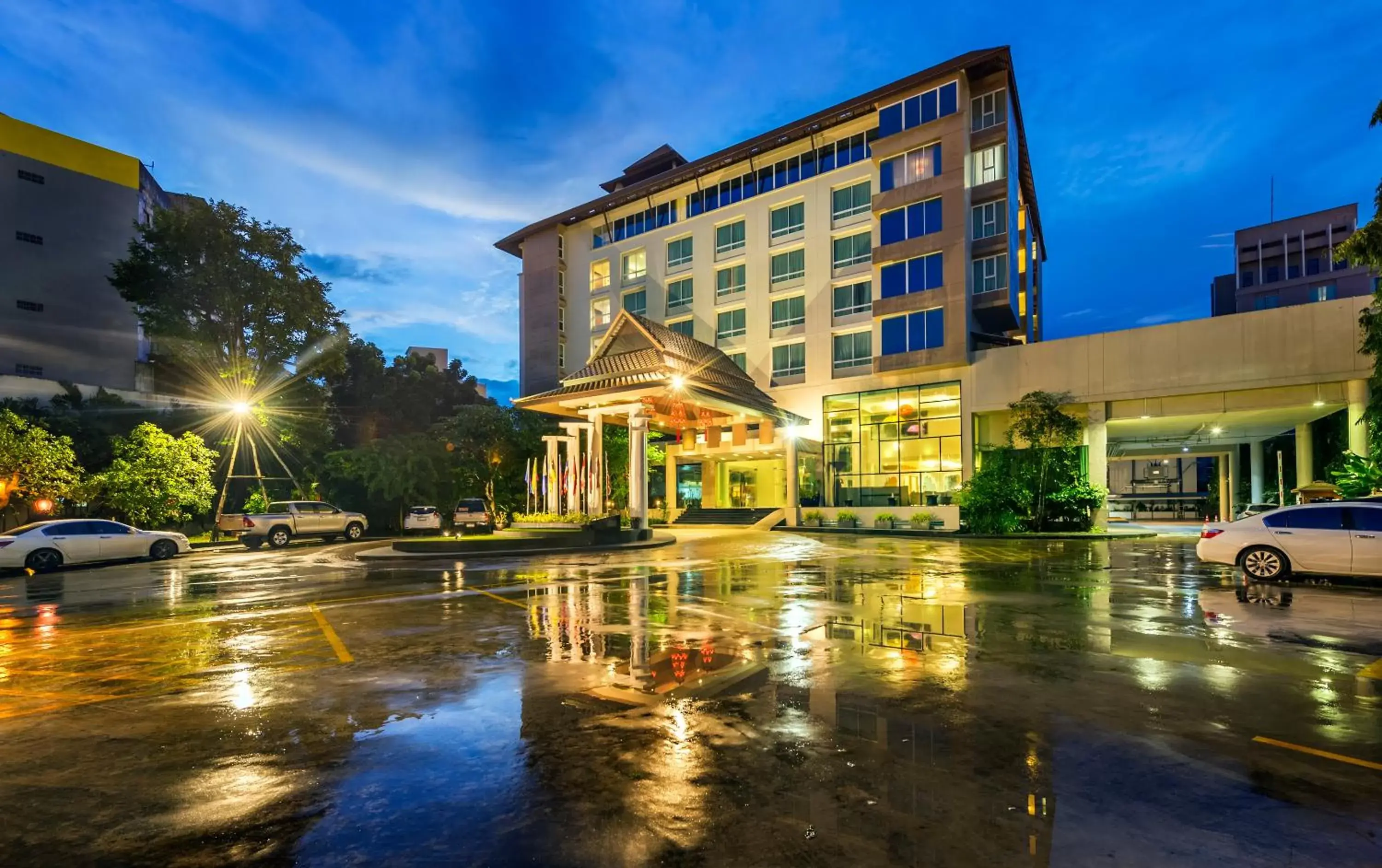 View (from property/room), Property Building in Buri Sriphu Hotel & Convention Centre