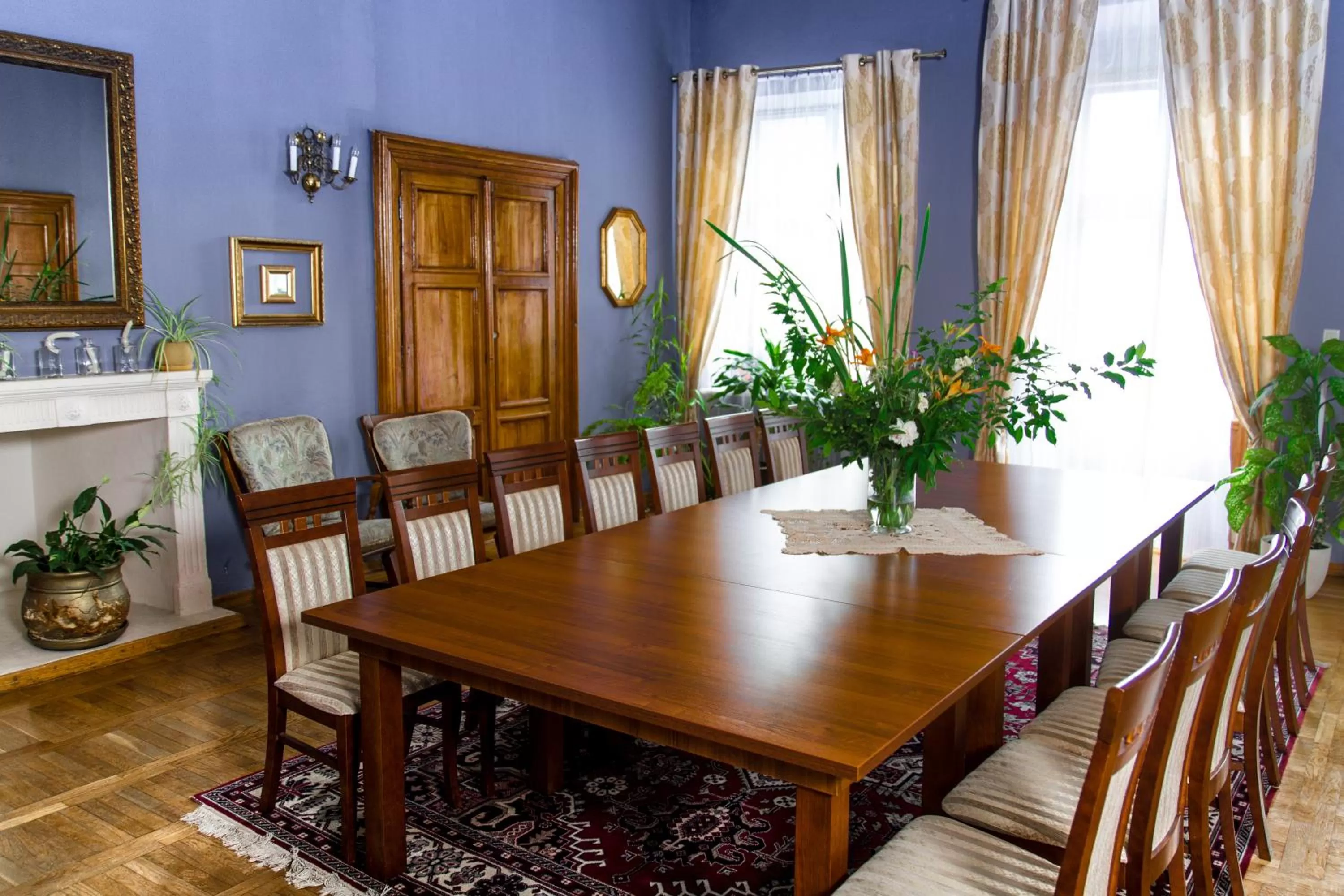 Business facilities in Dwór Zbożenna