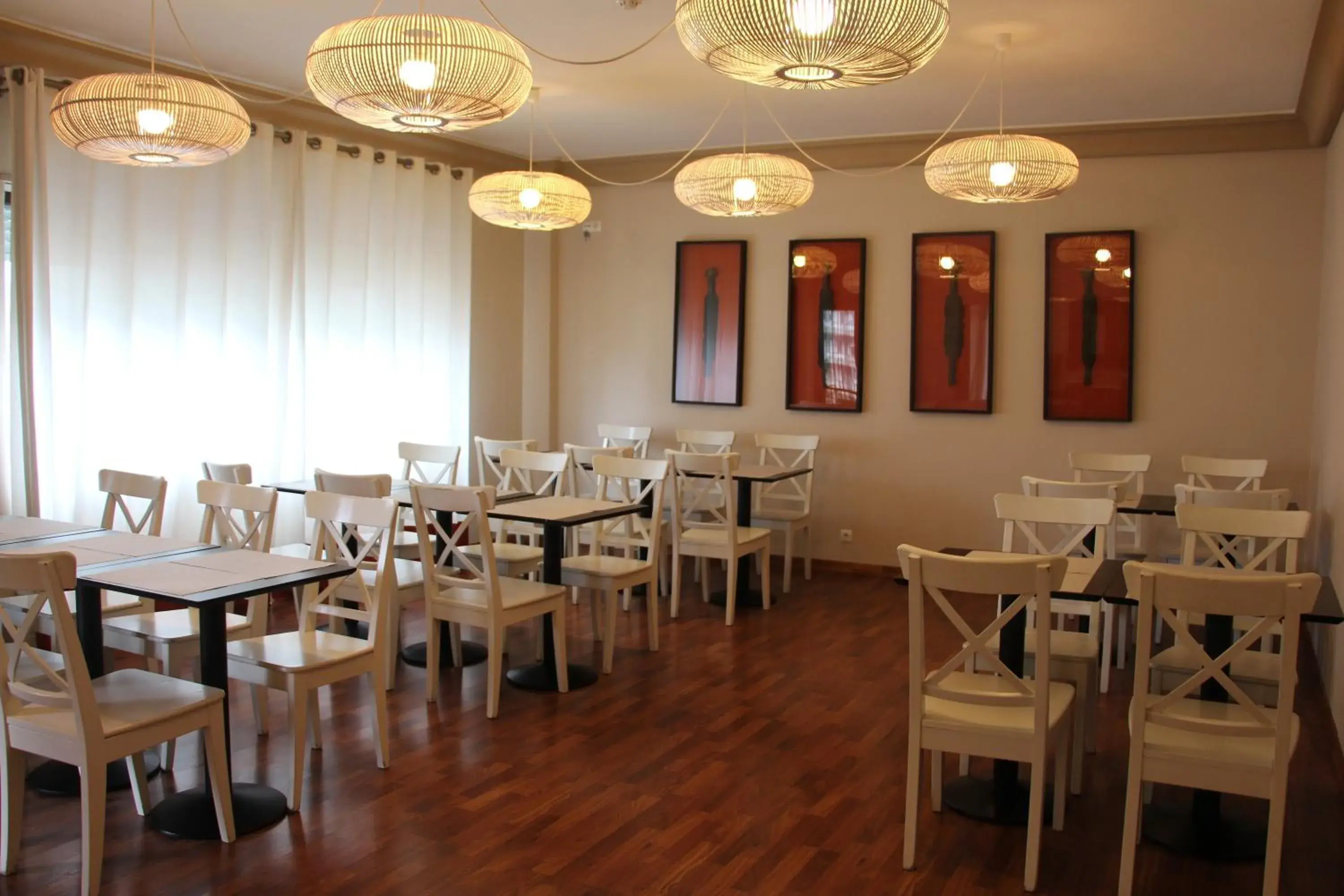 Property building, Restaurant/Places to Eat in Imperador Hotel