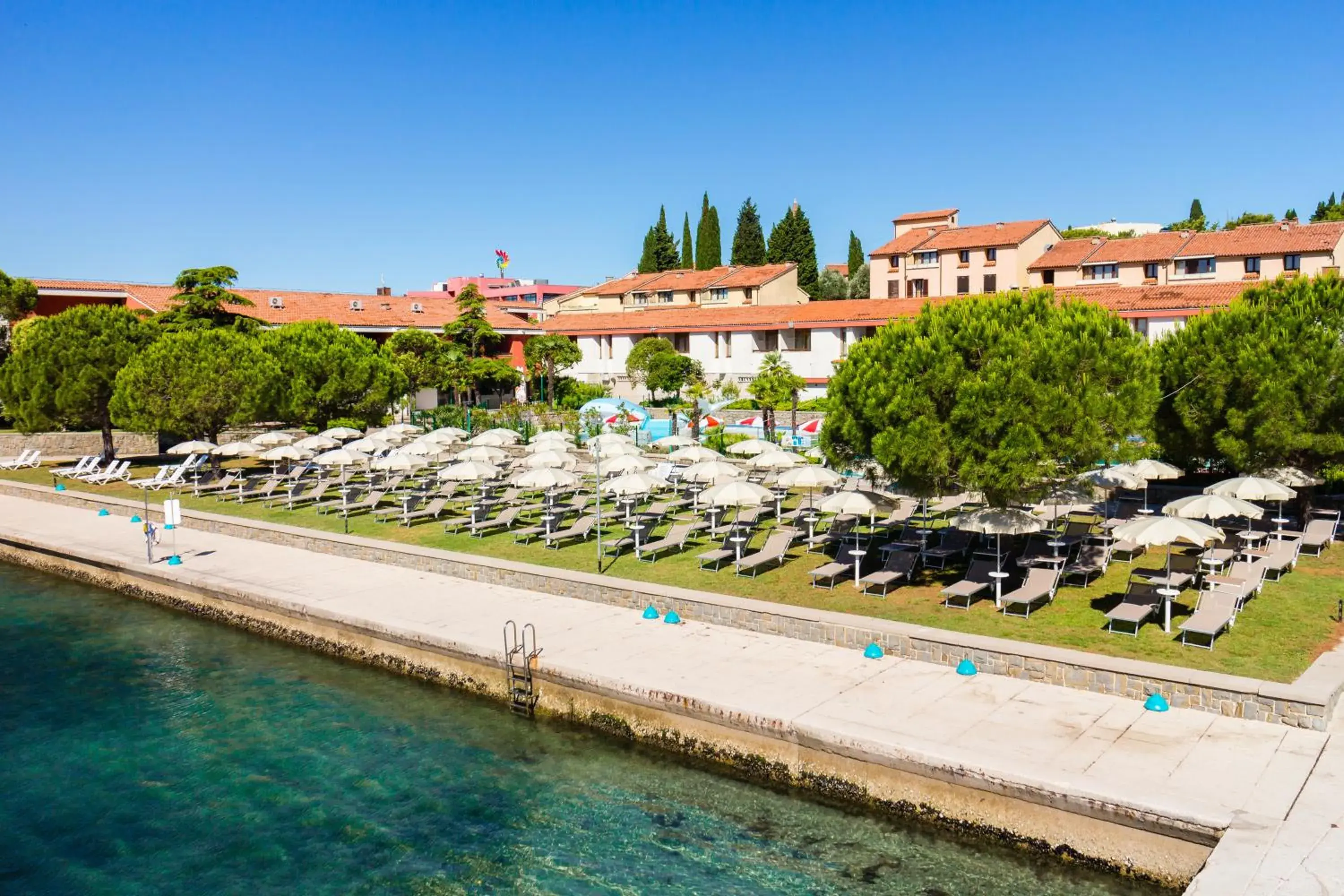 Summer, Pool View in Hotel Histrion