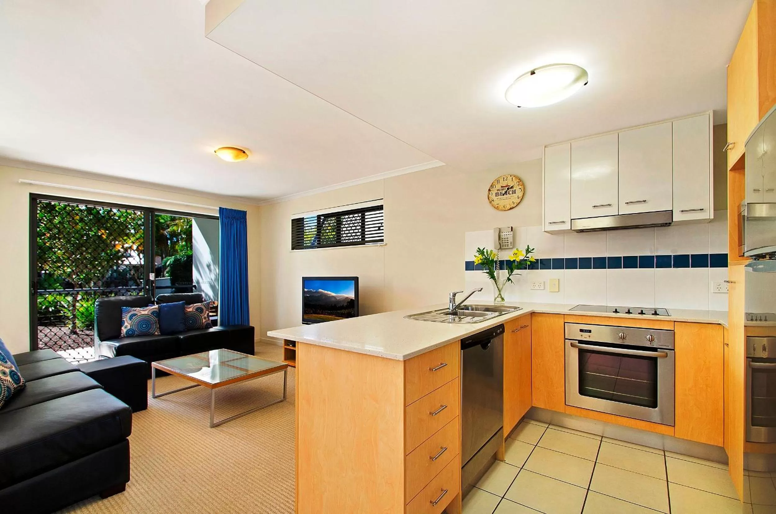 Kitchen or kitchenette in Ivory Palms Resort Noosa