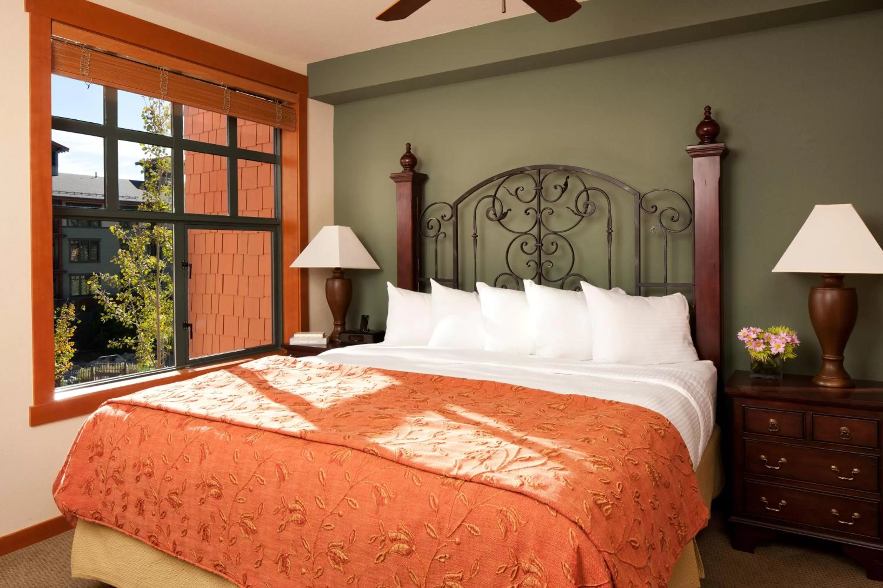 Photo of the whole room, Bed in The Village Lodge