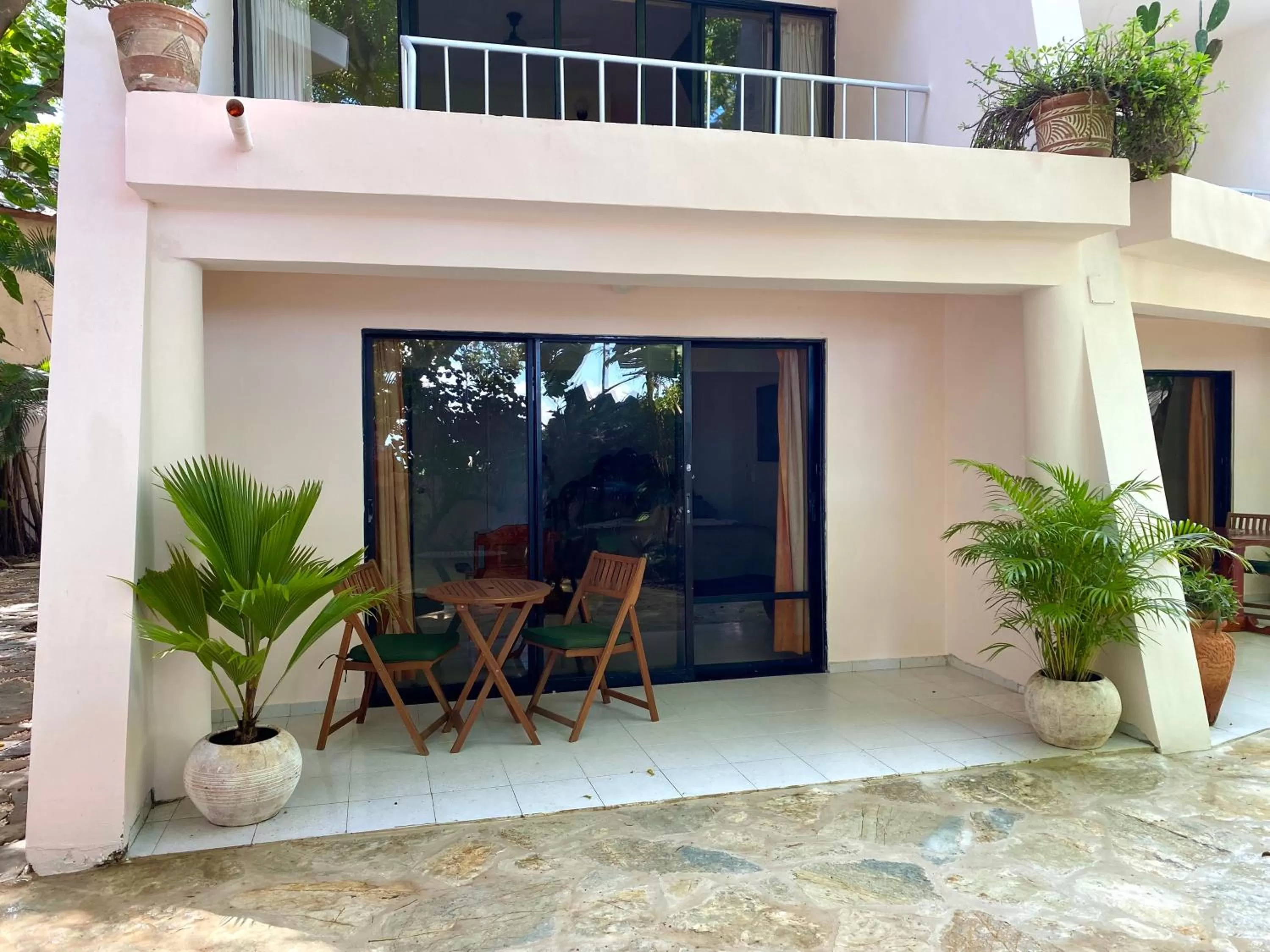 Property building in Hotel Alegria