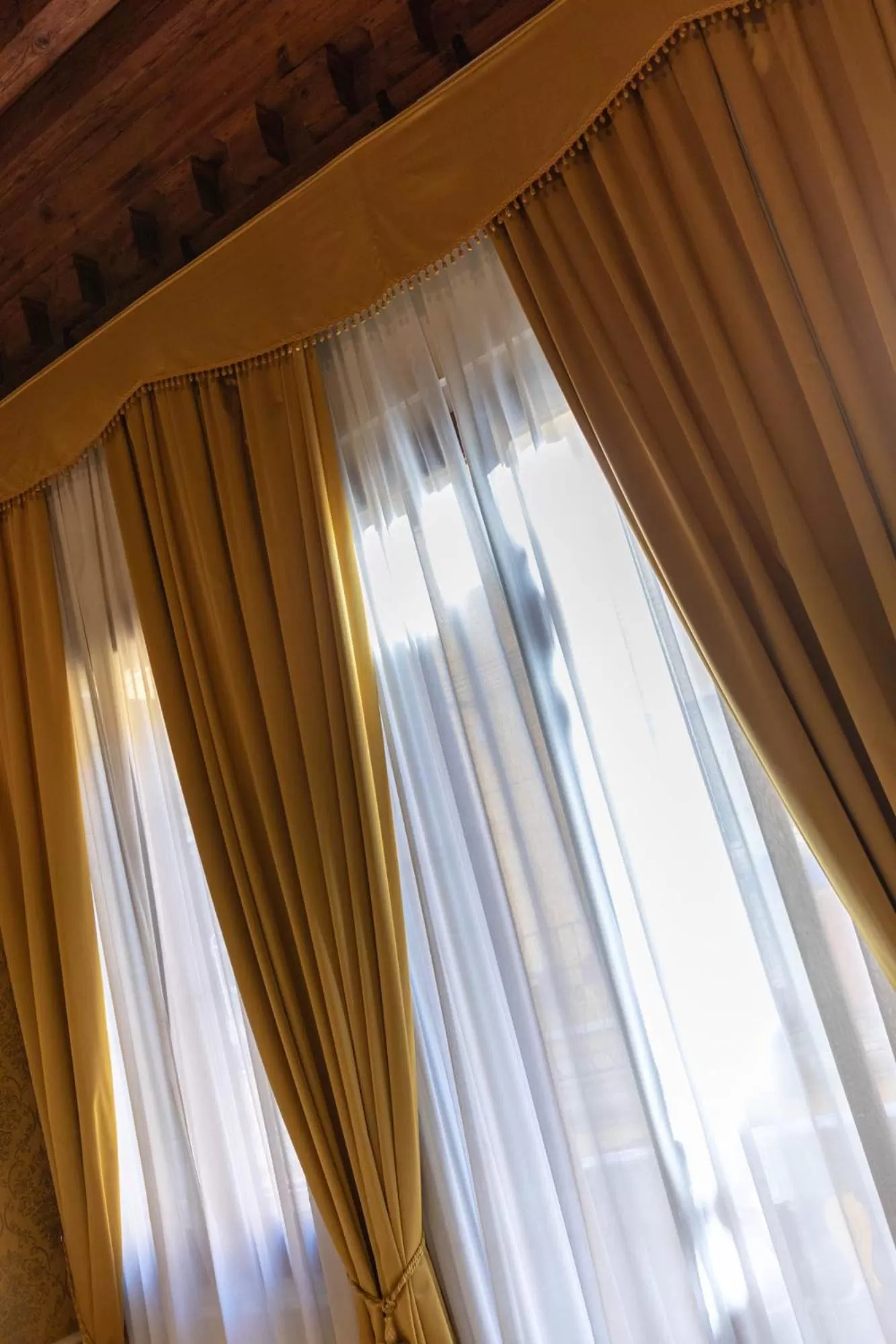 Decorative detail in Duodo Palace Hotel