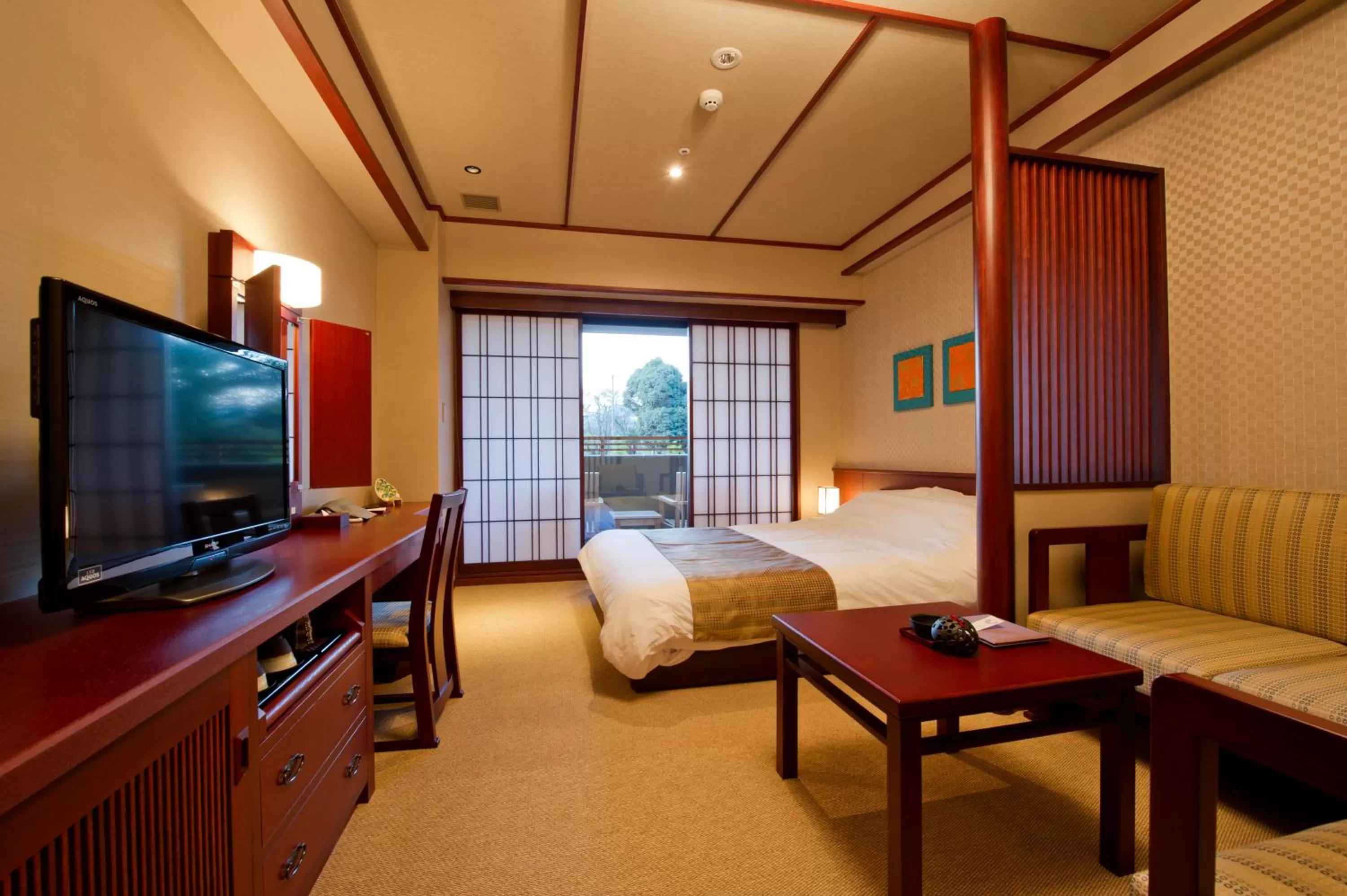Photo of the whole room, Bed in Kadensho, Arashiyama Onsen, Kyoto - Kyoritsu Resort