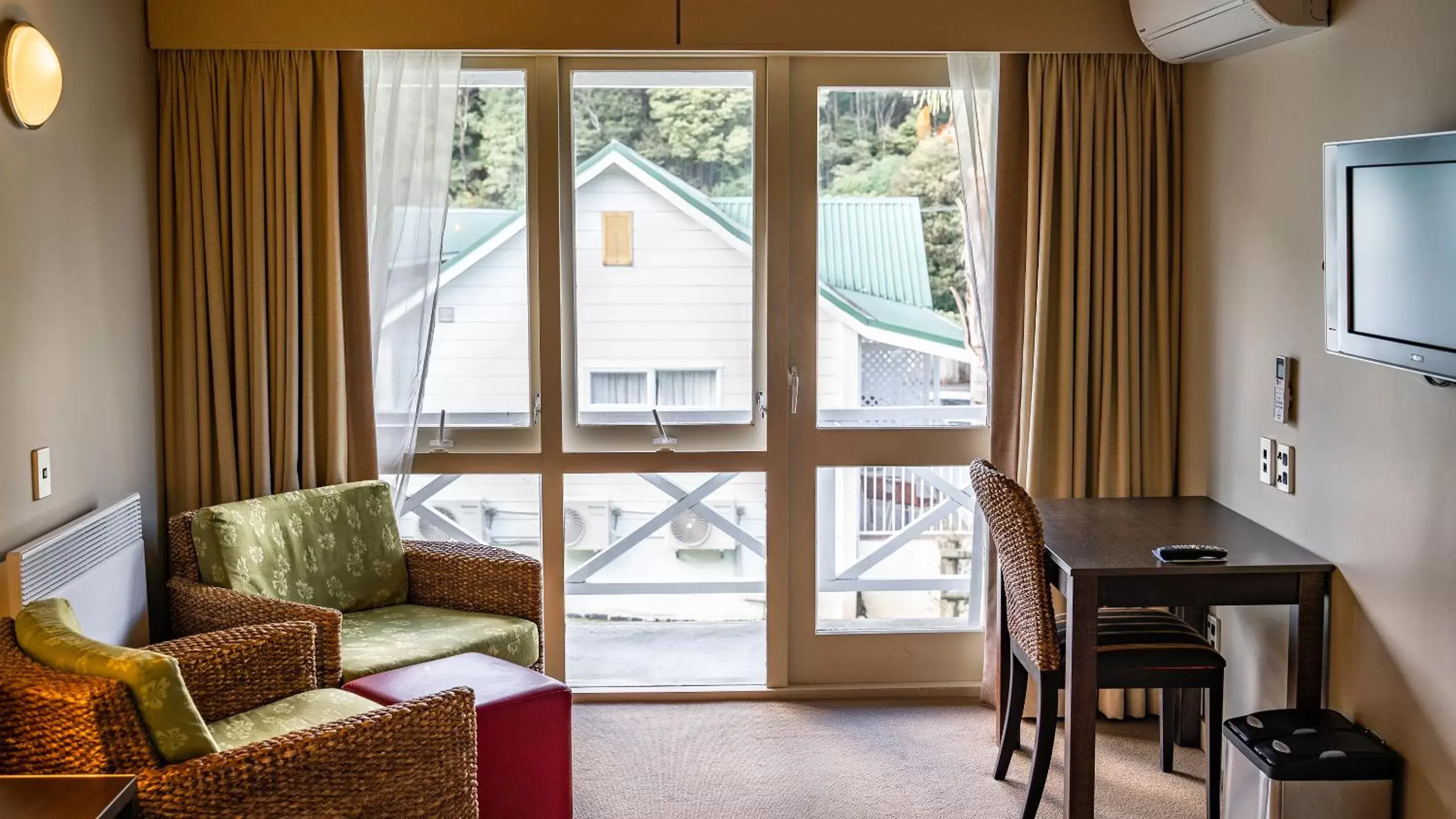 Seating Area in Scenic Hotel Bay of Islands