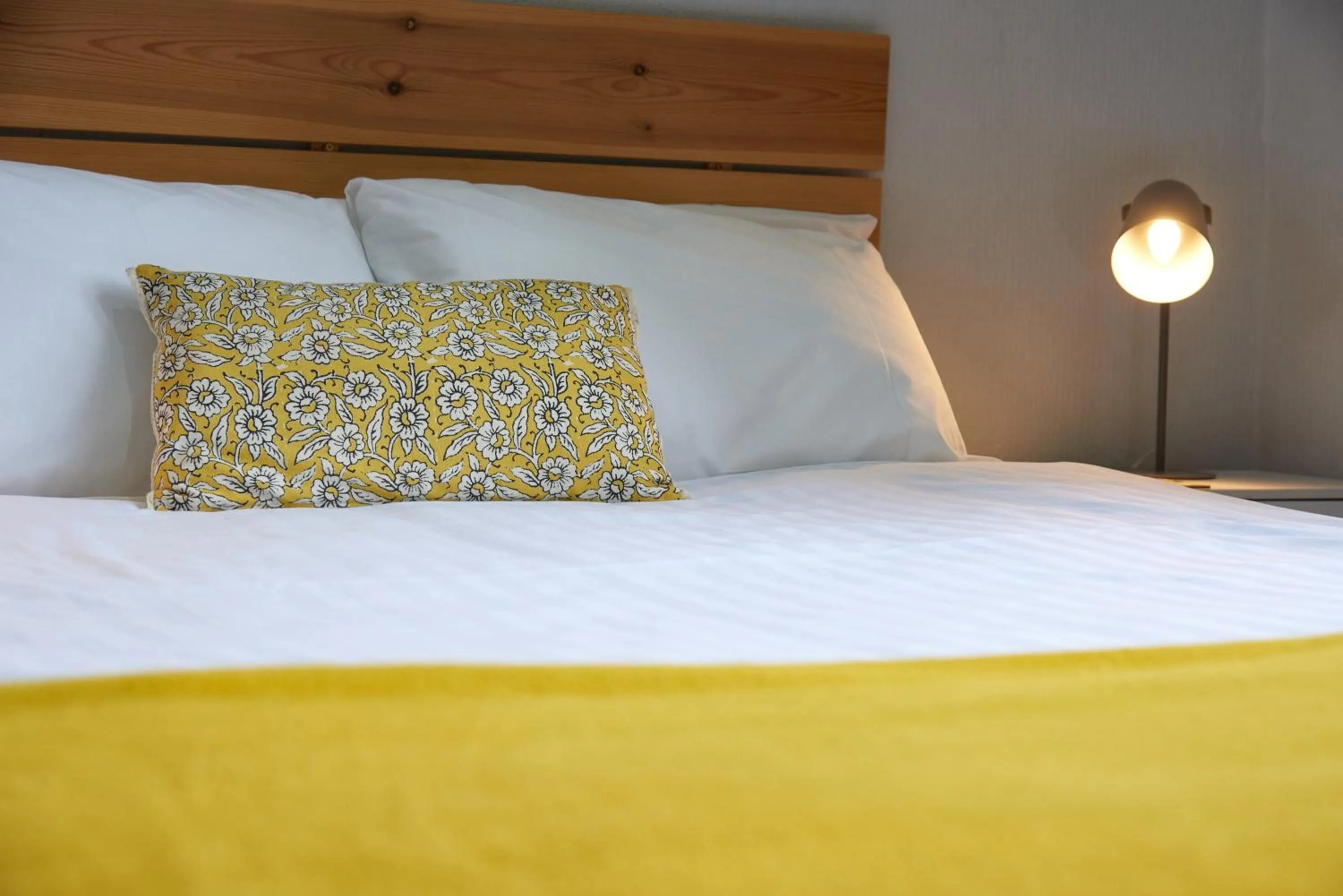 Bed in Kenilworth Hotel