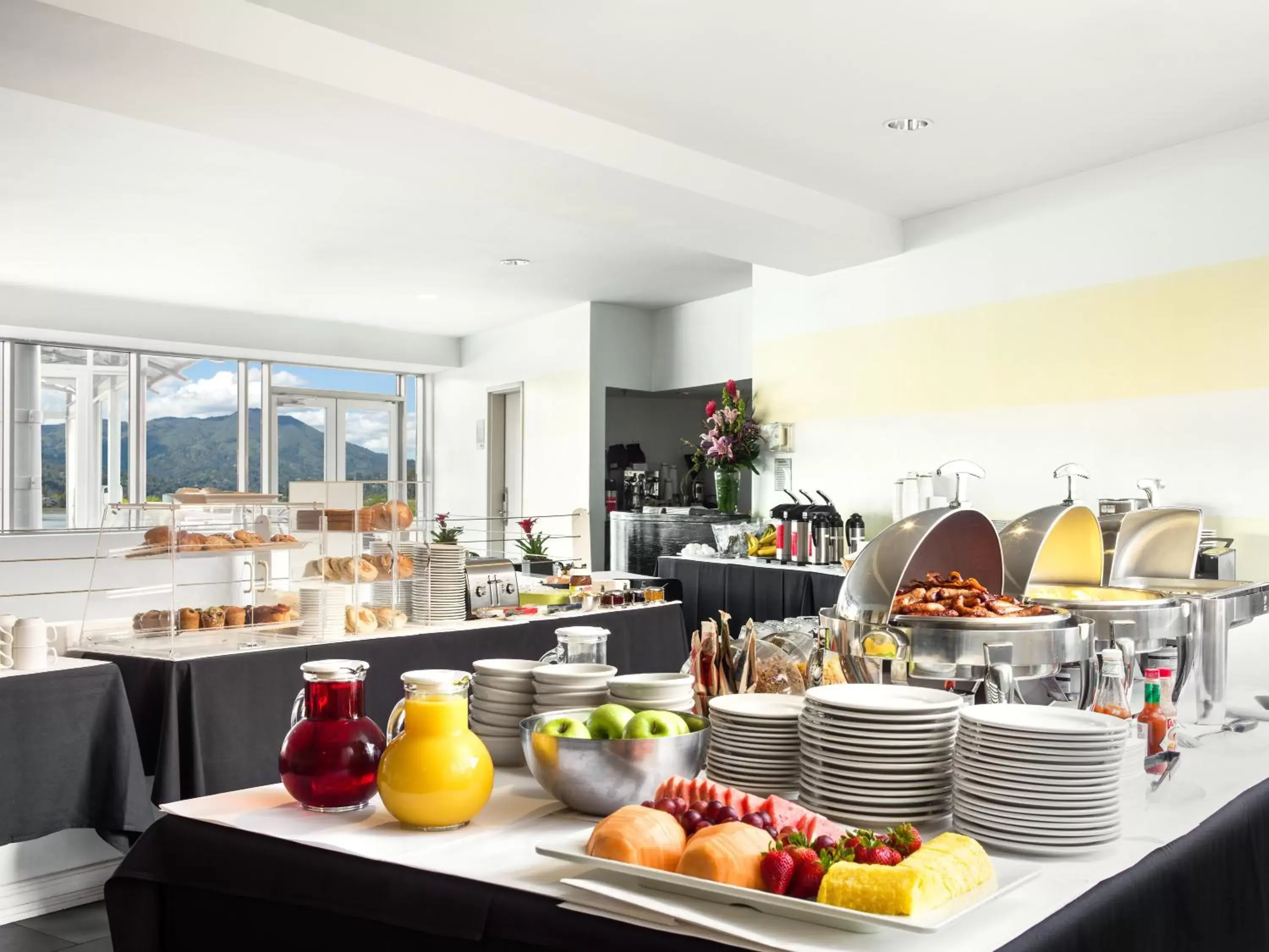 Breakfast, Restaurant/Places to Eat in Acqua Hotel
