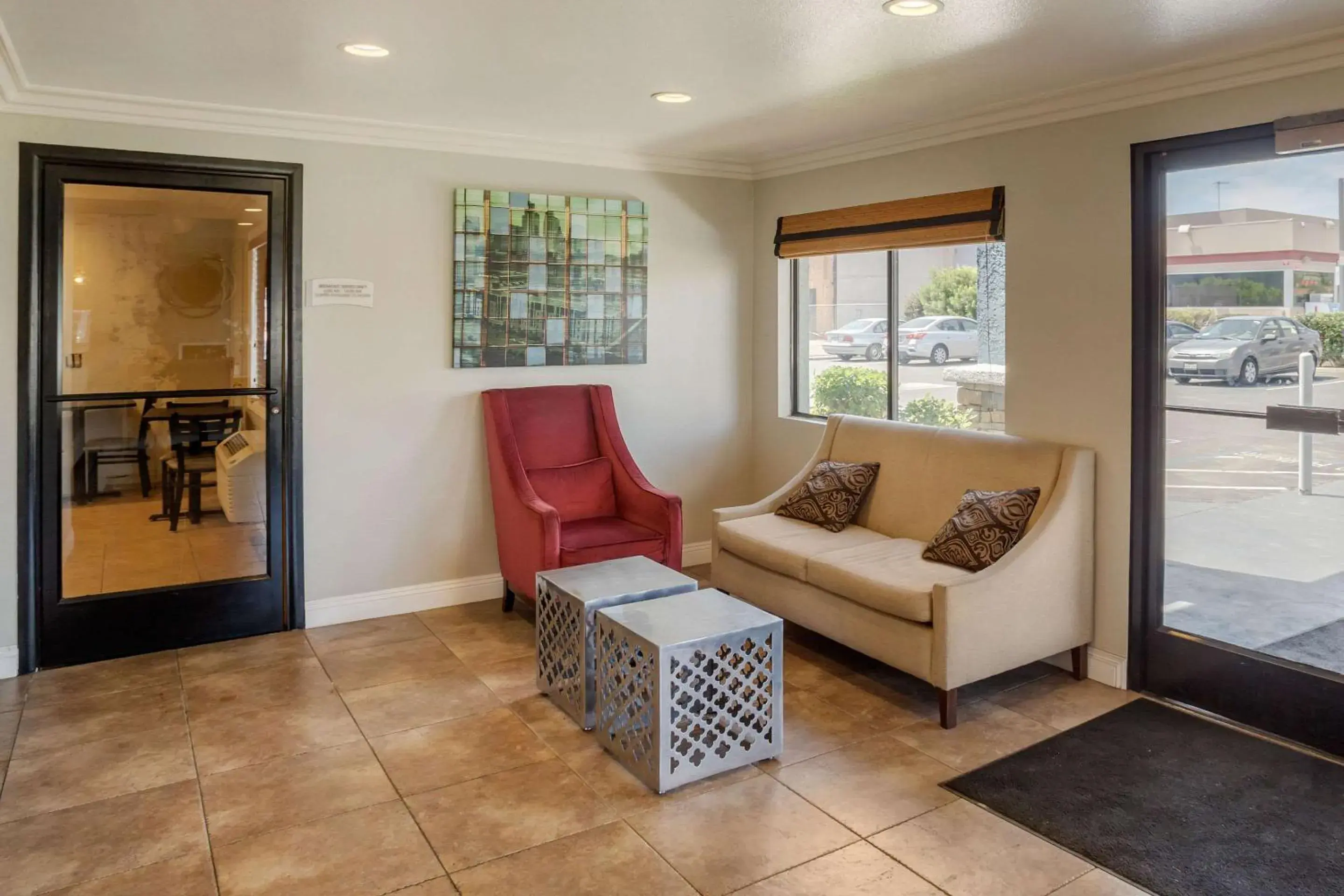 Lobby or reception, Seating Area in Quality Inn & Suites El Cajon San Diego East