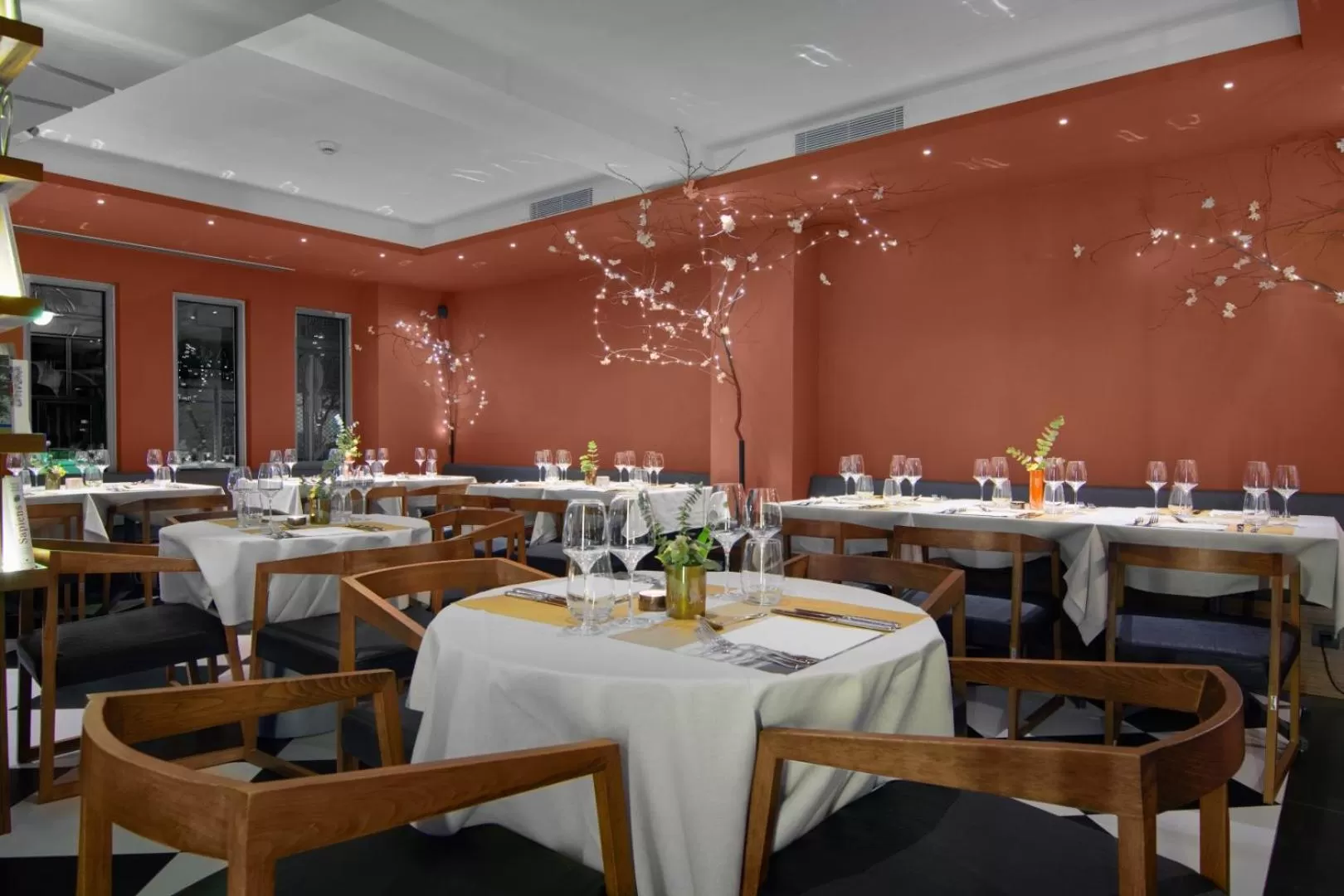 Restaurant/places to eat in Lake Spirit Boutique Hotel & Spa