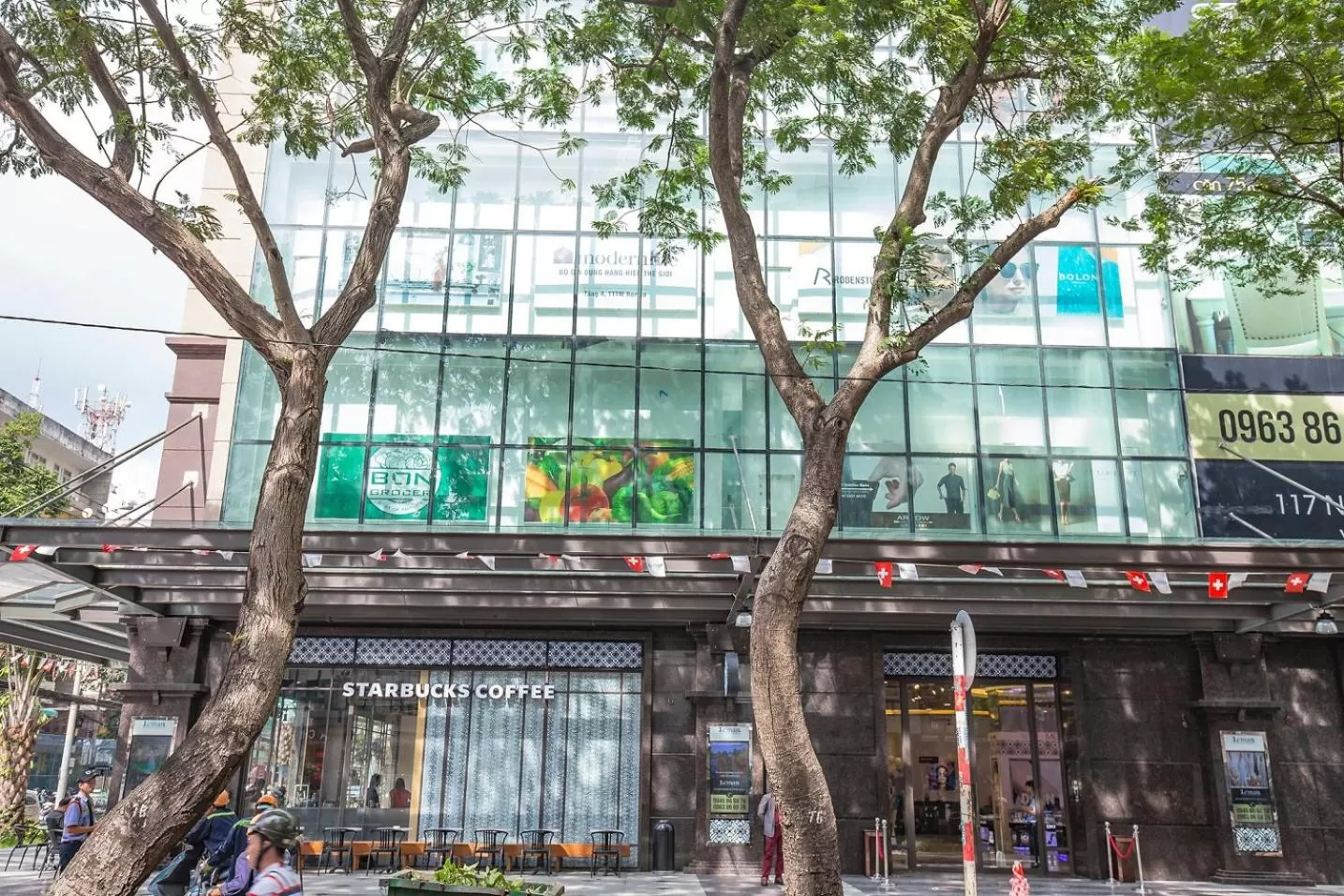 Shopping Area in Hoang Lan Hotel