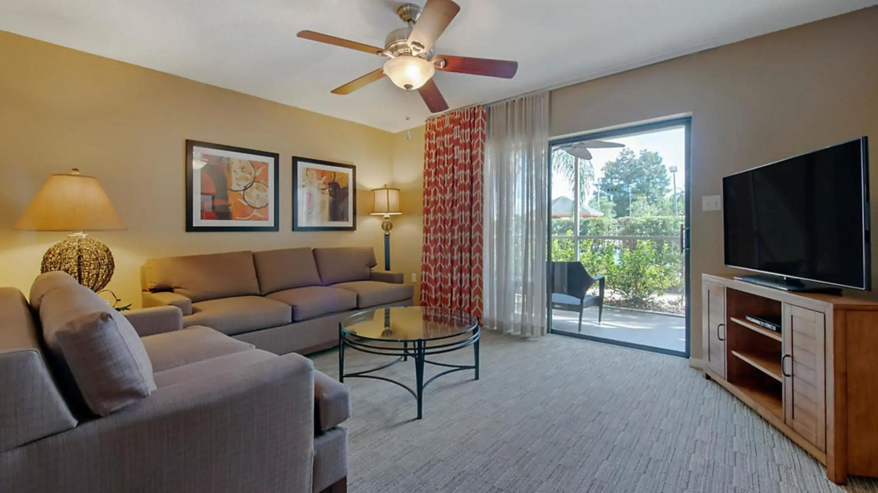 TV and multimedia, Seating Area in Bluegreen Vacations Orlando's Sunshine Resort