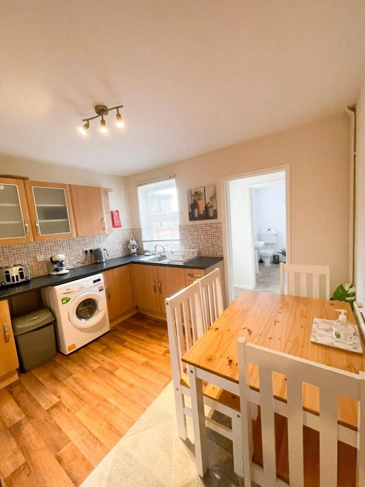 Kitchen/Kitchenette in Borden Terrace by Kasay Stays