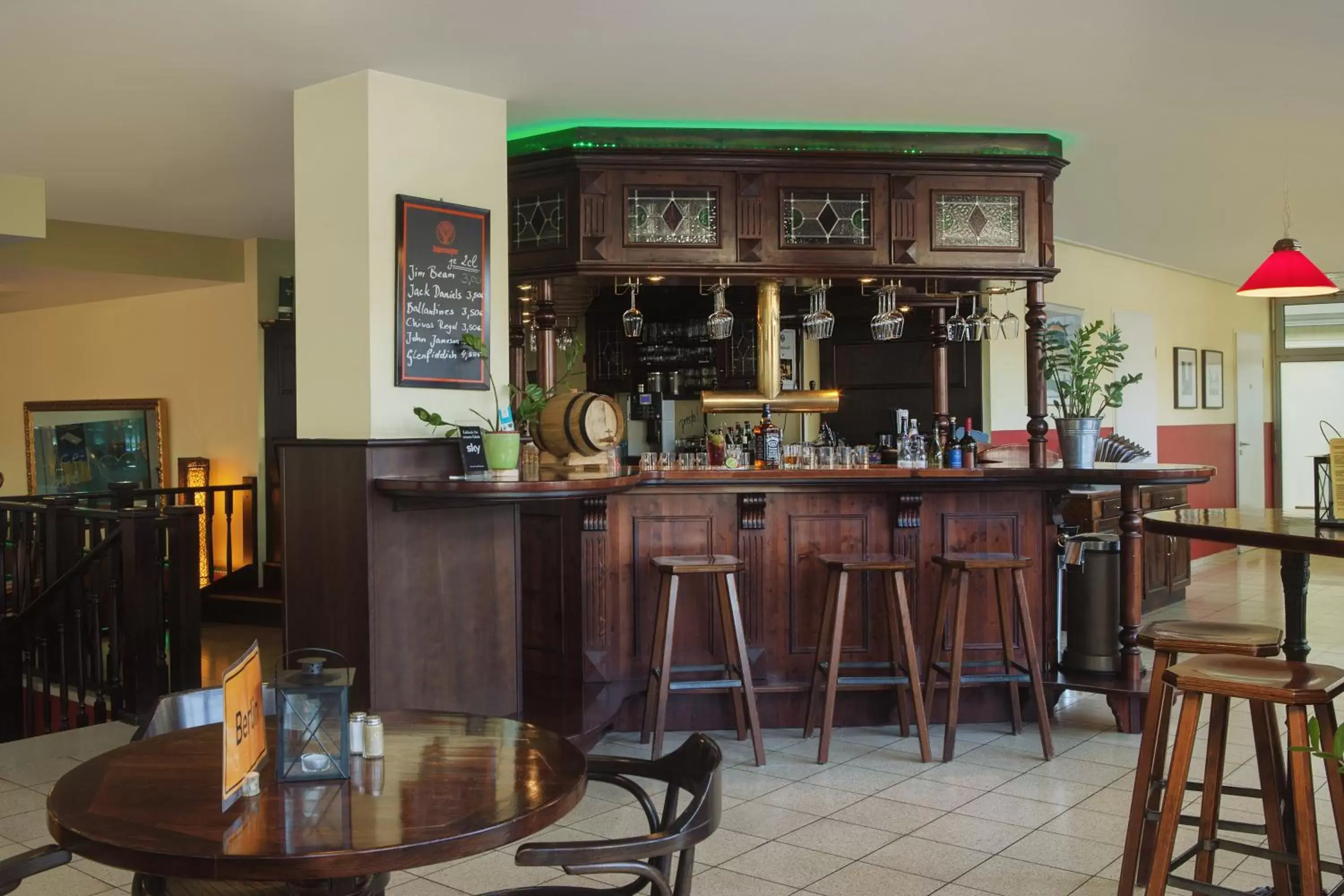 Lounge or bar in City Hotel Berlin East Lounge or bar in City Hotel Berlin East