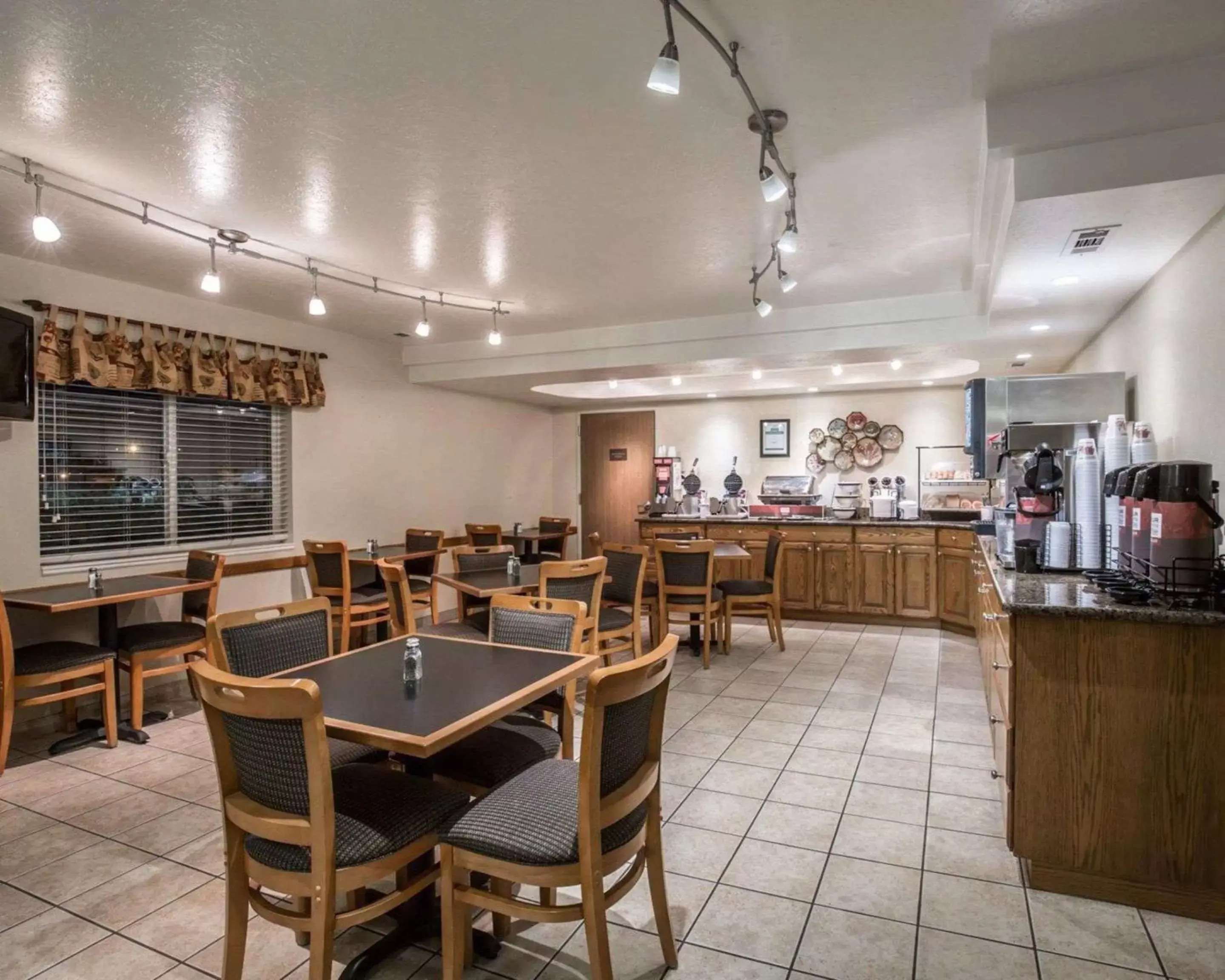 Restaurant/Places to Eat in Comfort Inn & Suites Beaver - Interstate 15 North