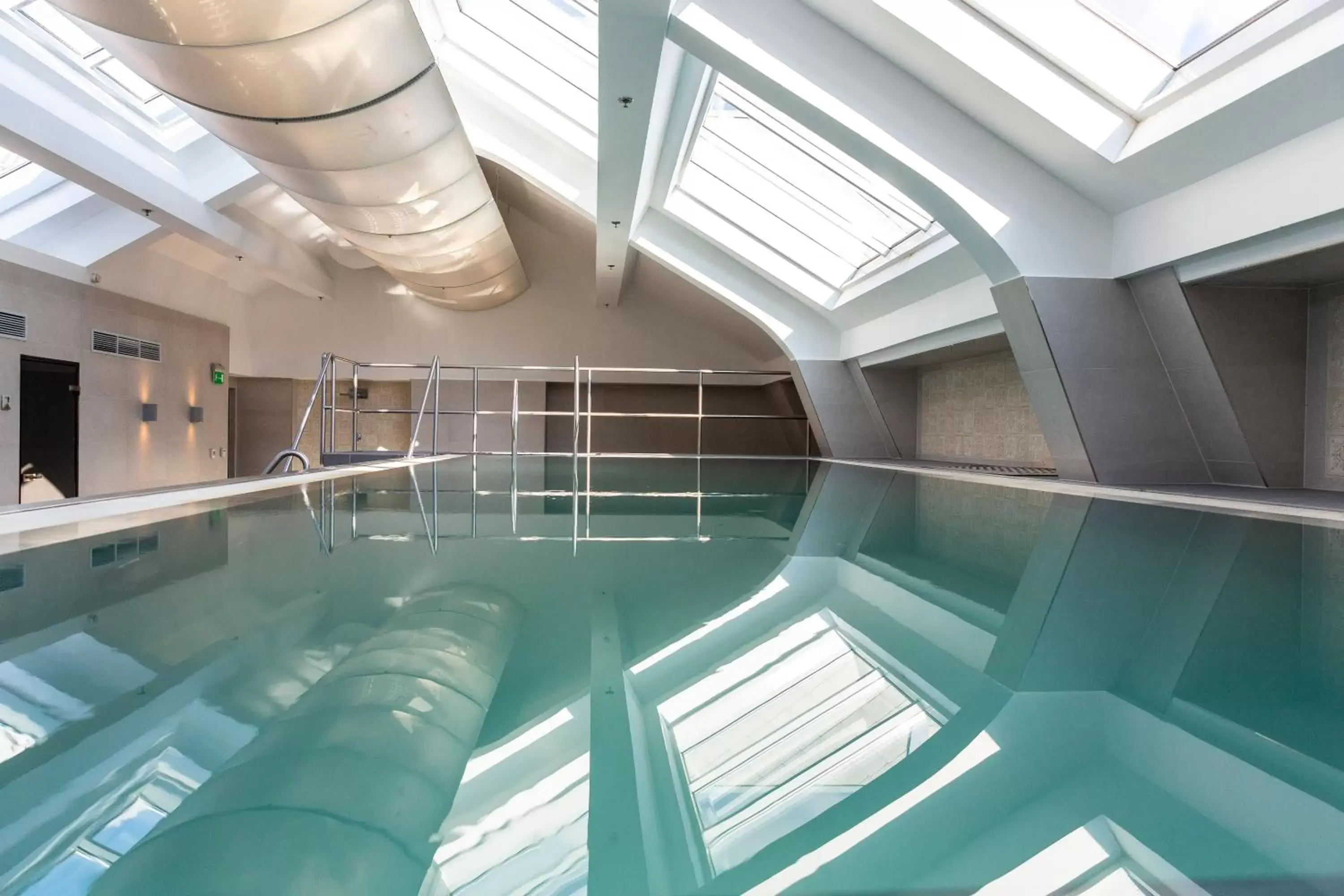 Spa and wellness centre/facilities, Swimming Pool in Continental Hotel Budapest