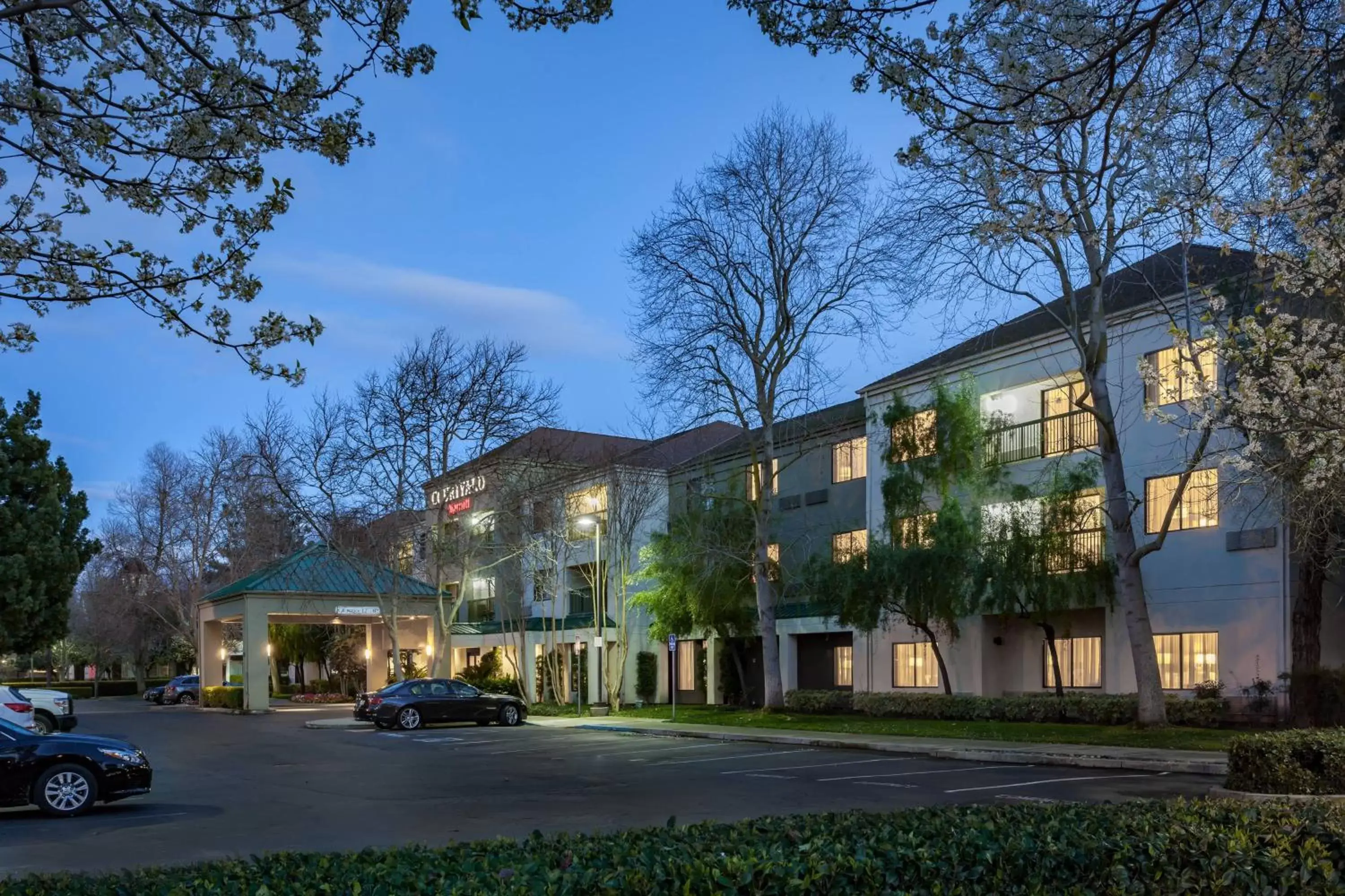 Property Building in Courtyard by Marriott Stockton