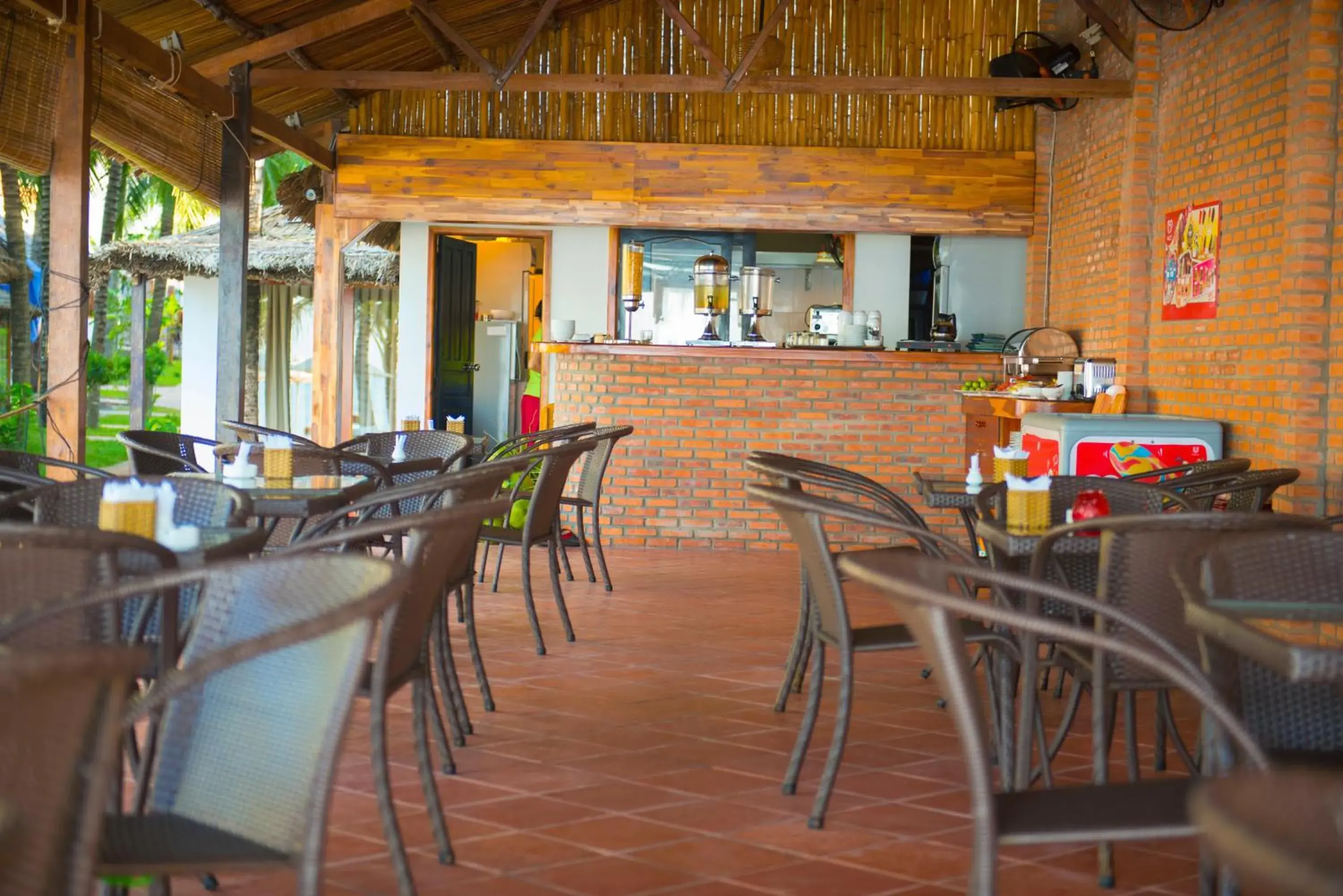 Restaurant/Places to Eat in Ananda Resort