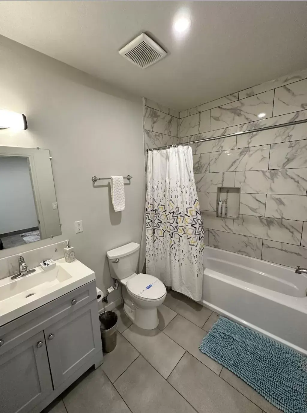 Bathroom in Studio with Private Entrance next to Balboa Park