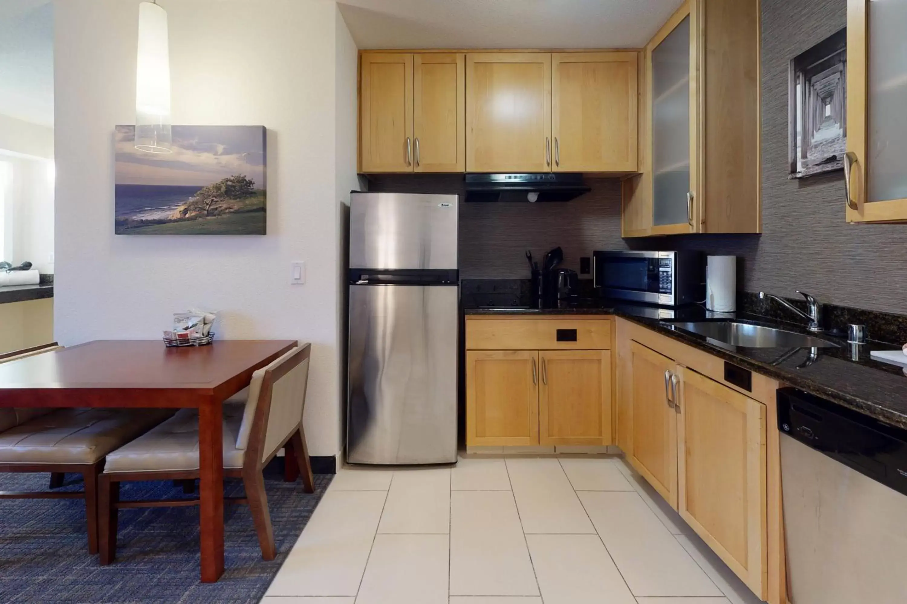 Kitchen or kitchenette, Kitchen/Kitchenette in Residence Inn San Diego Del Mar