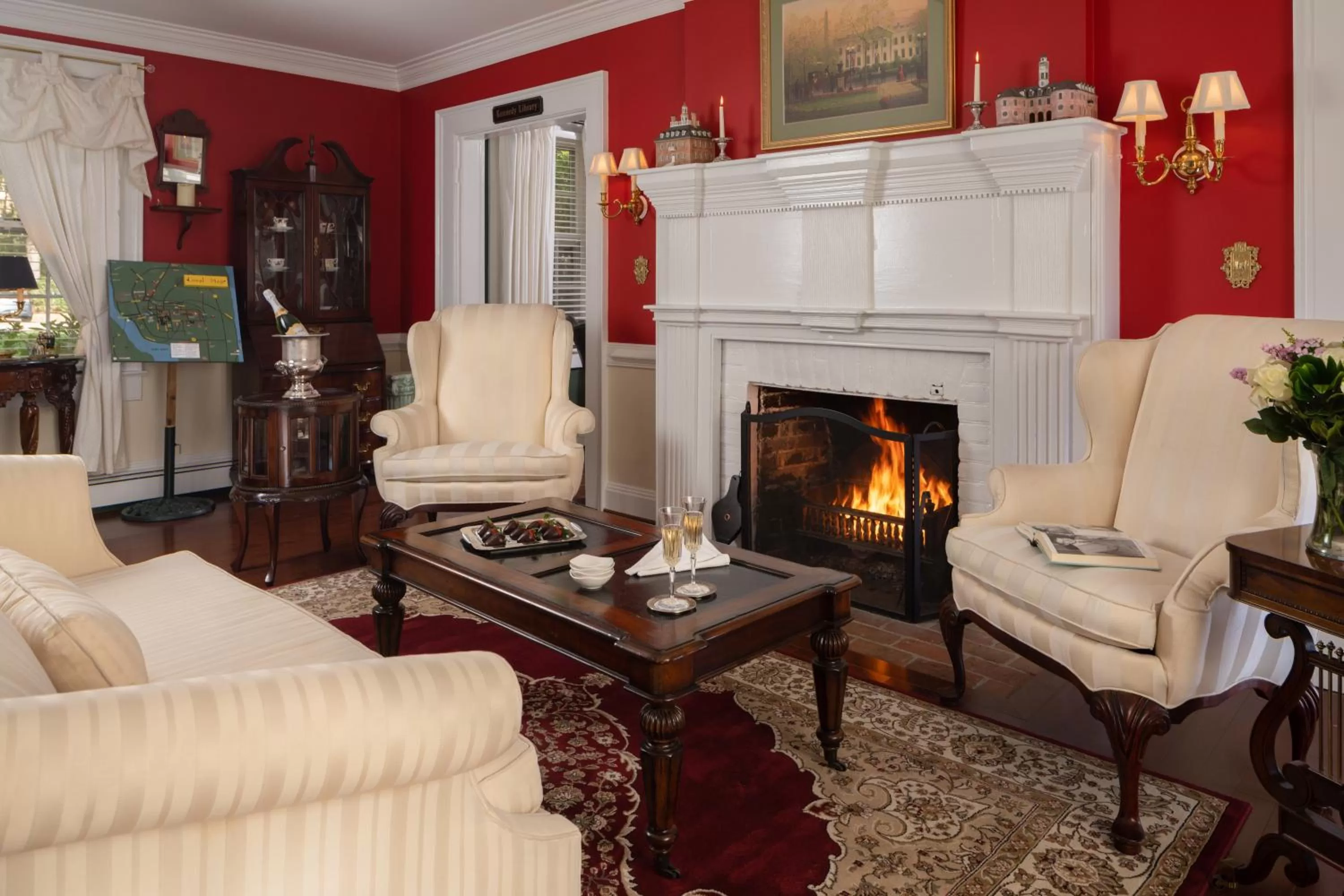 A Williamsburg White House Inn