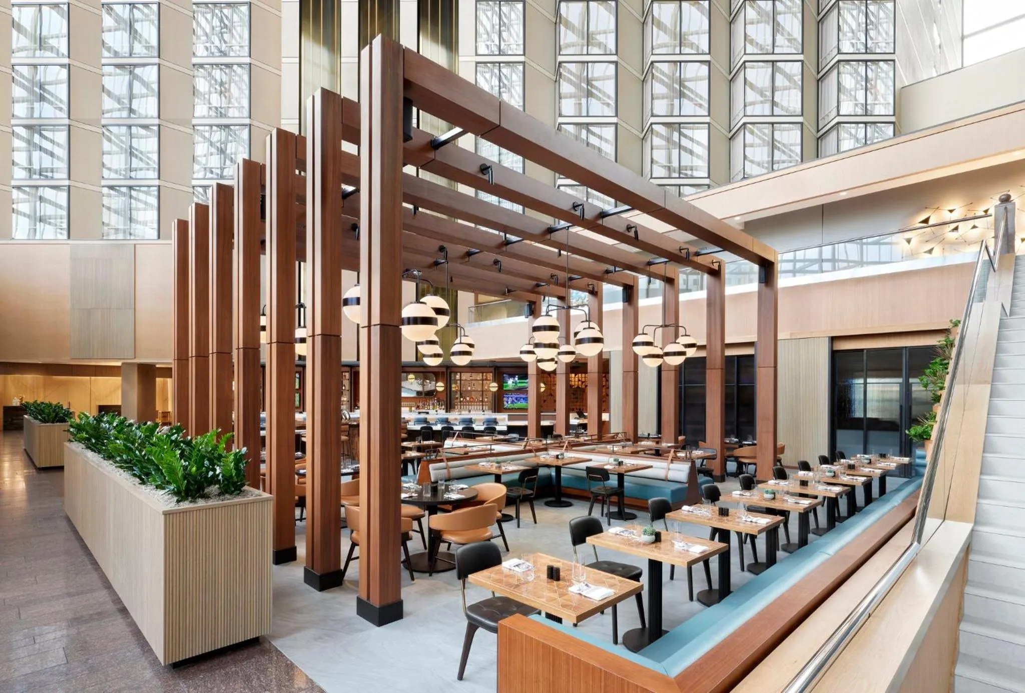 Restaurant/places to eat in Omni Austin Hotel Downtown