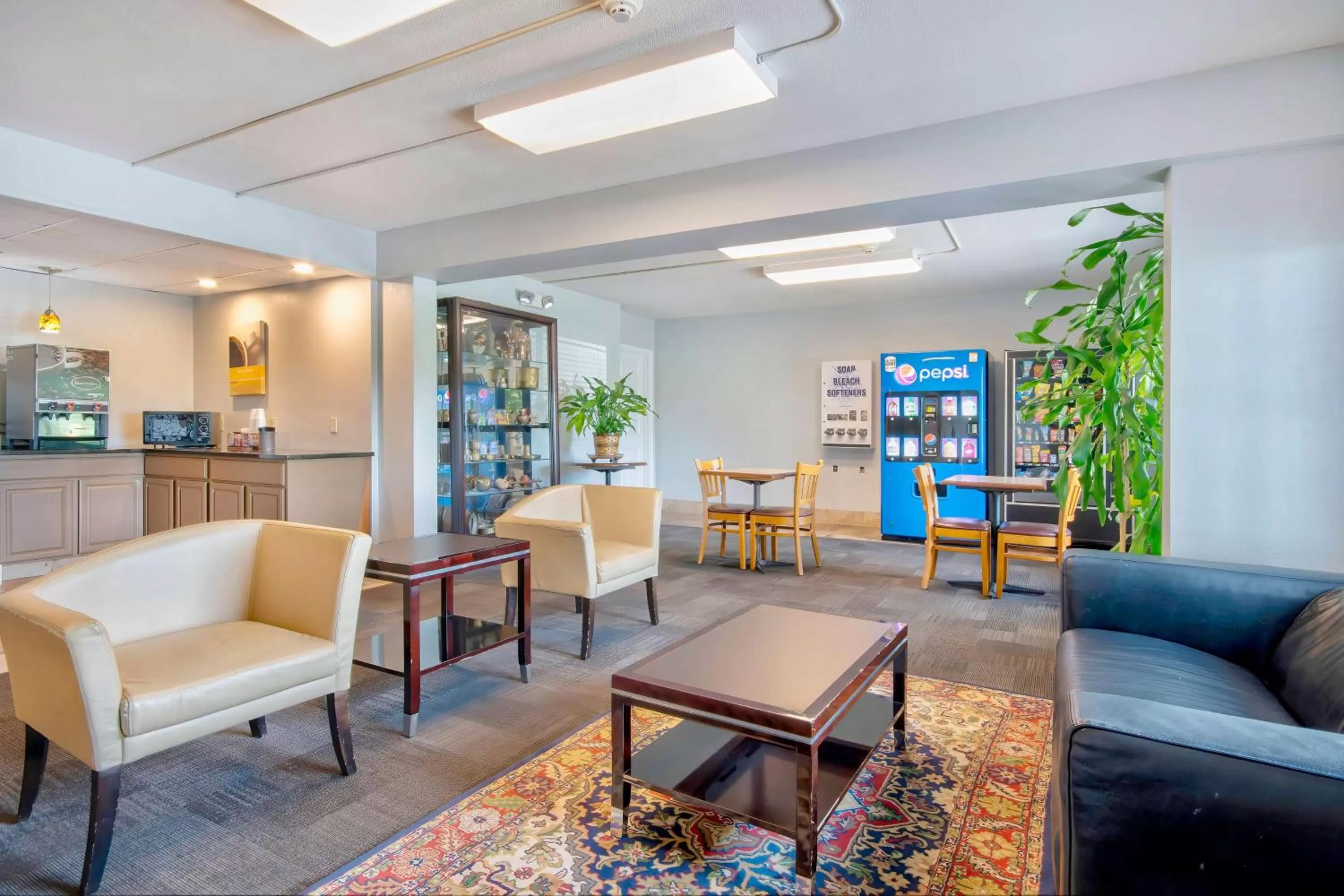 Lobby or reception in Motel 6-Springfield, OH