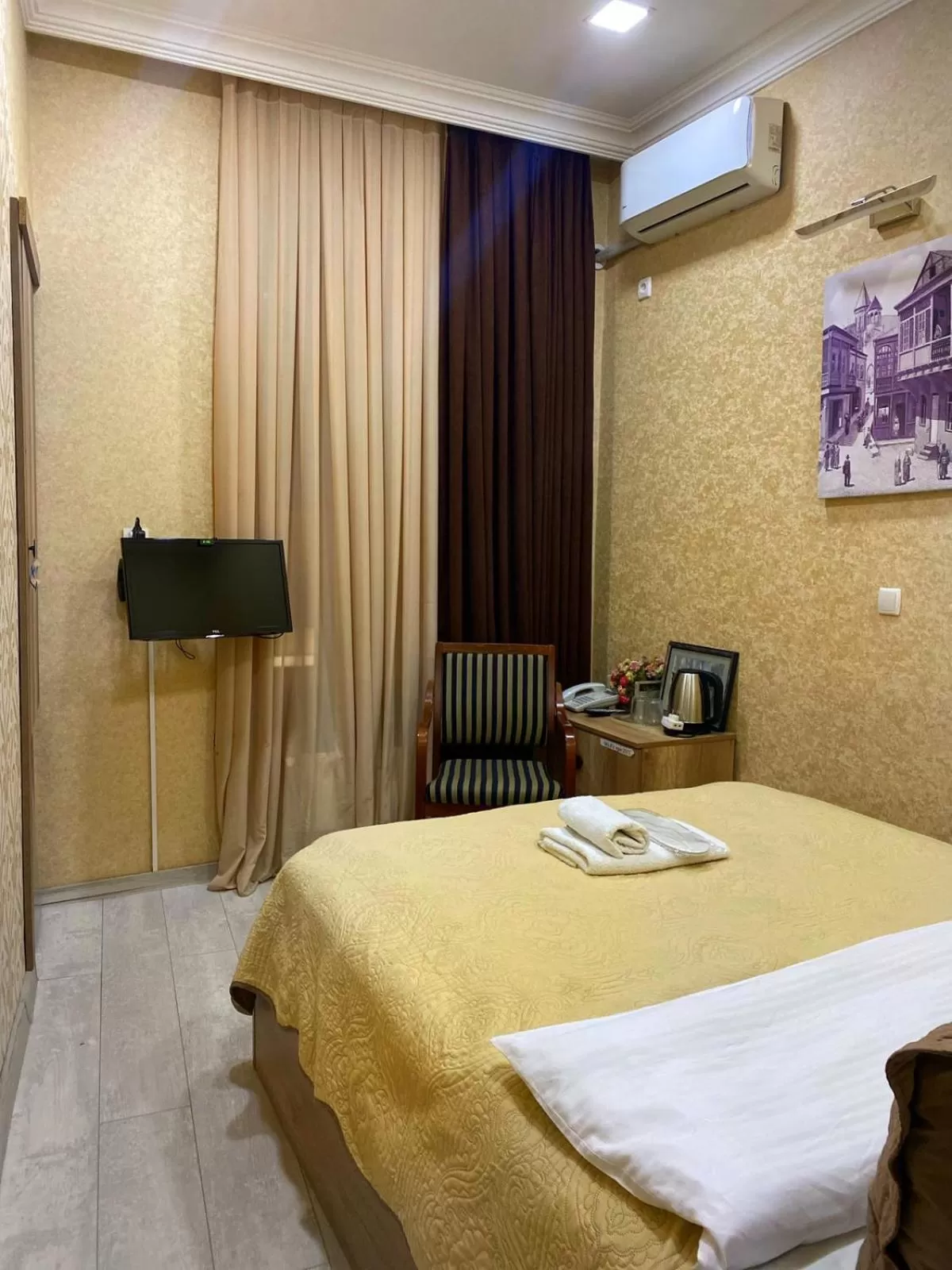 Bed in Epic Meidan Hotel