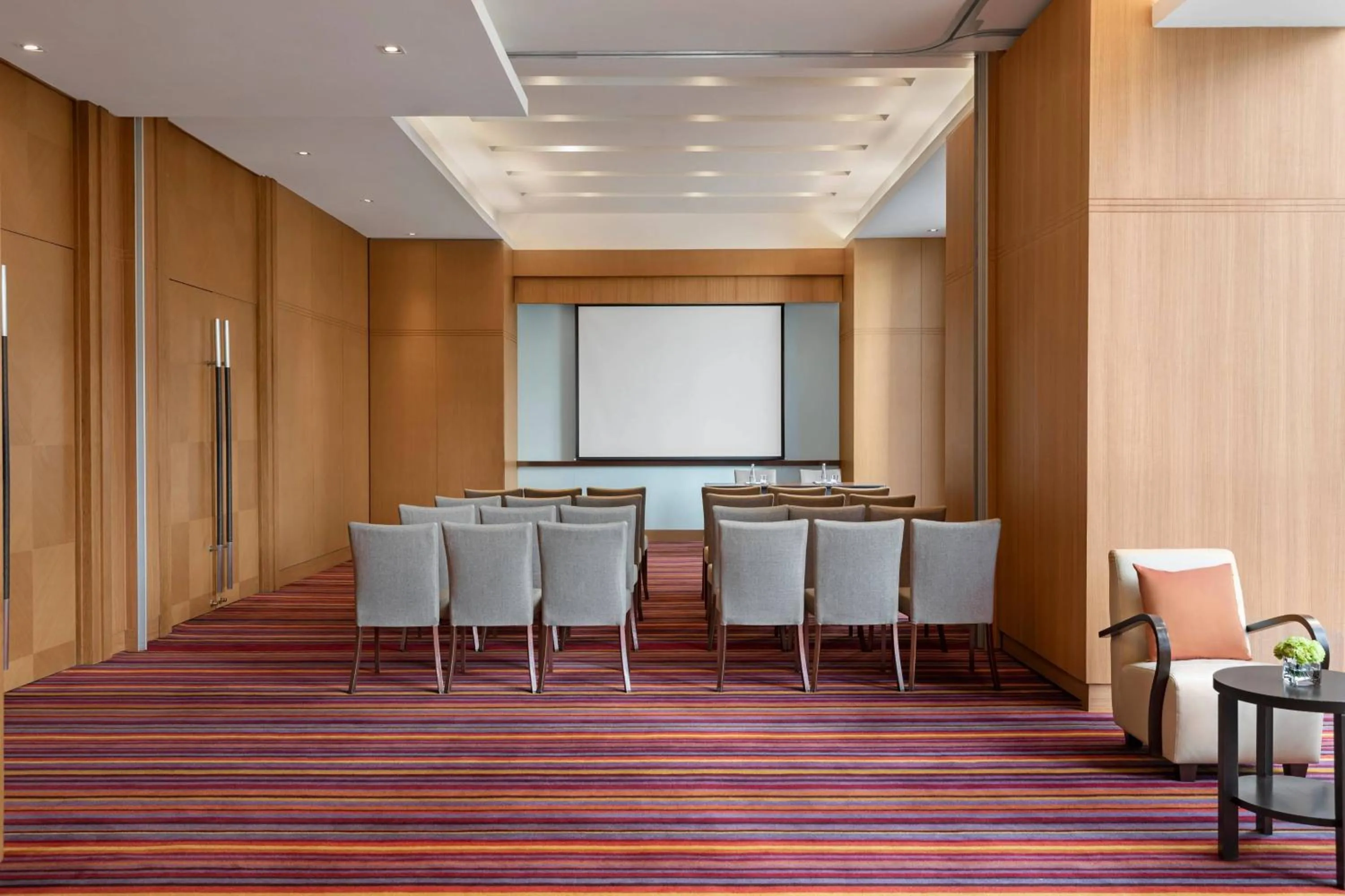 Meeting/conference room in Marriott Executive Apartments Sukhumvit Park, Bangkok