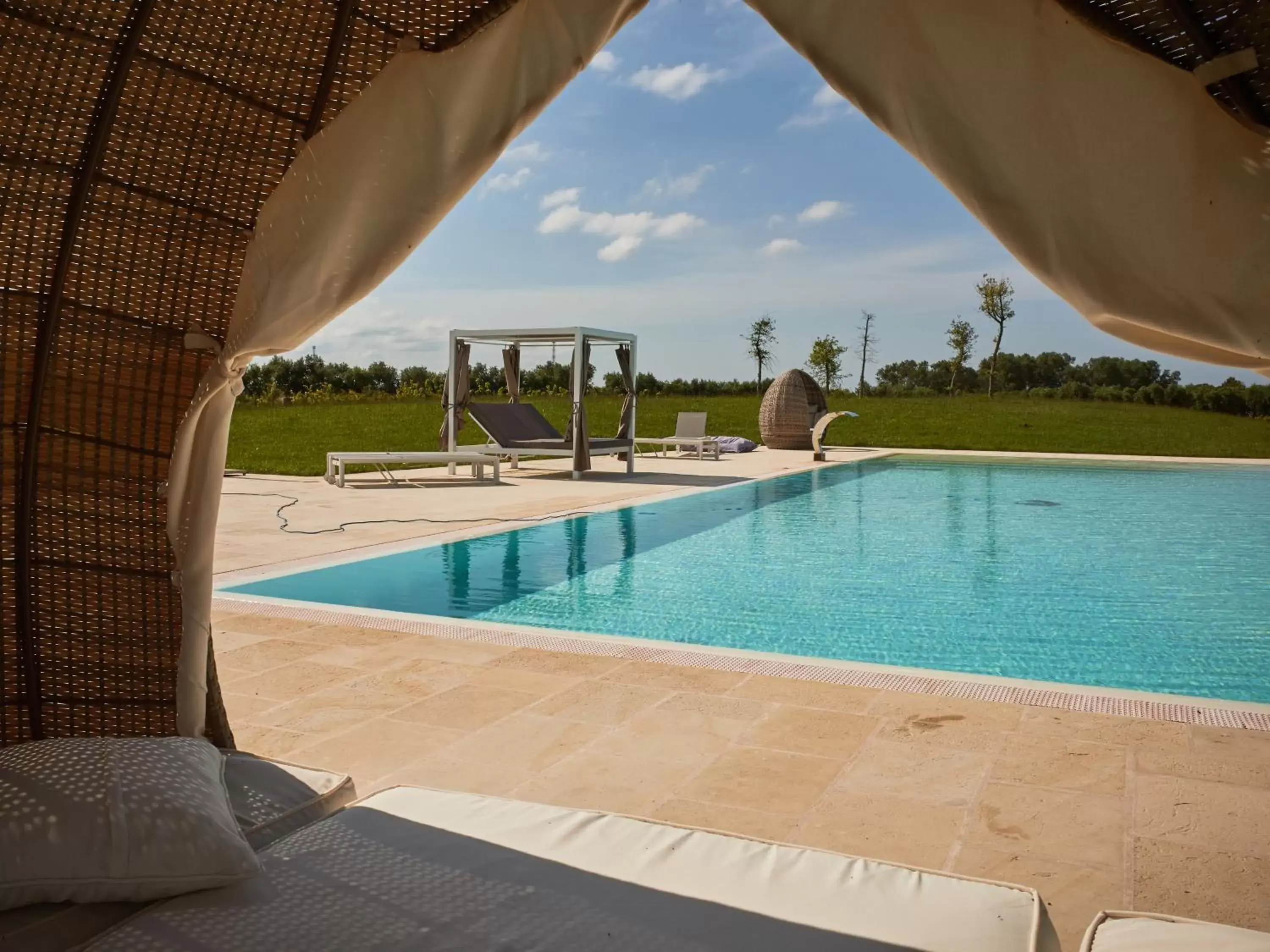 Swimming Pool in Masseria Elysium