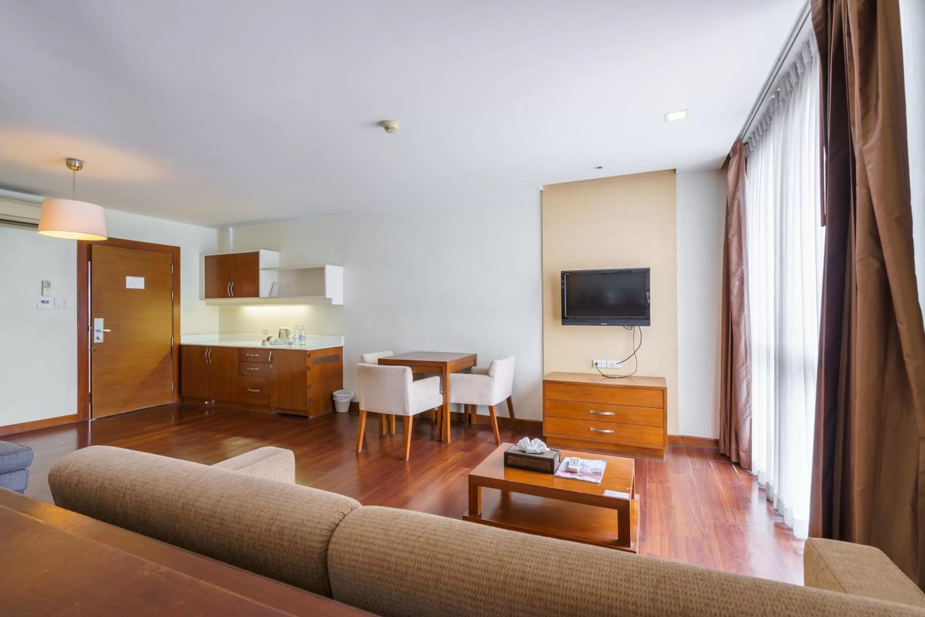 Kitchen or kitchenette in Lantana Resort Hotel Bangkok