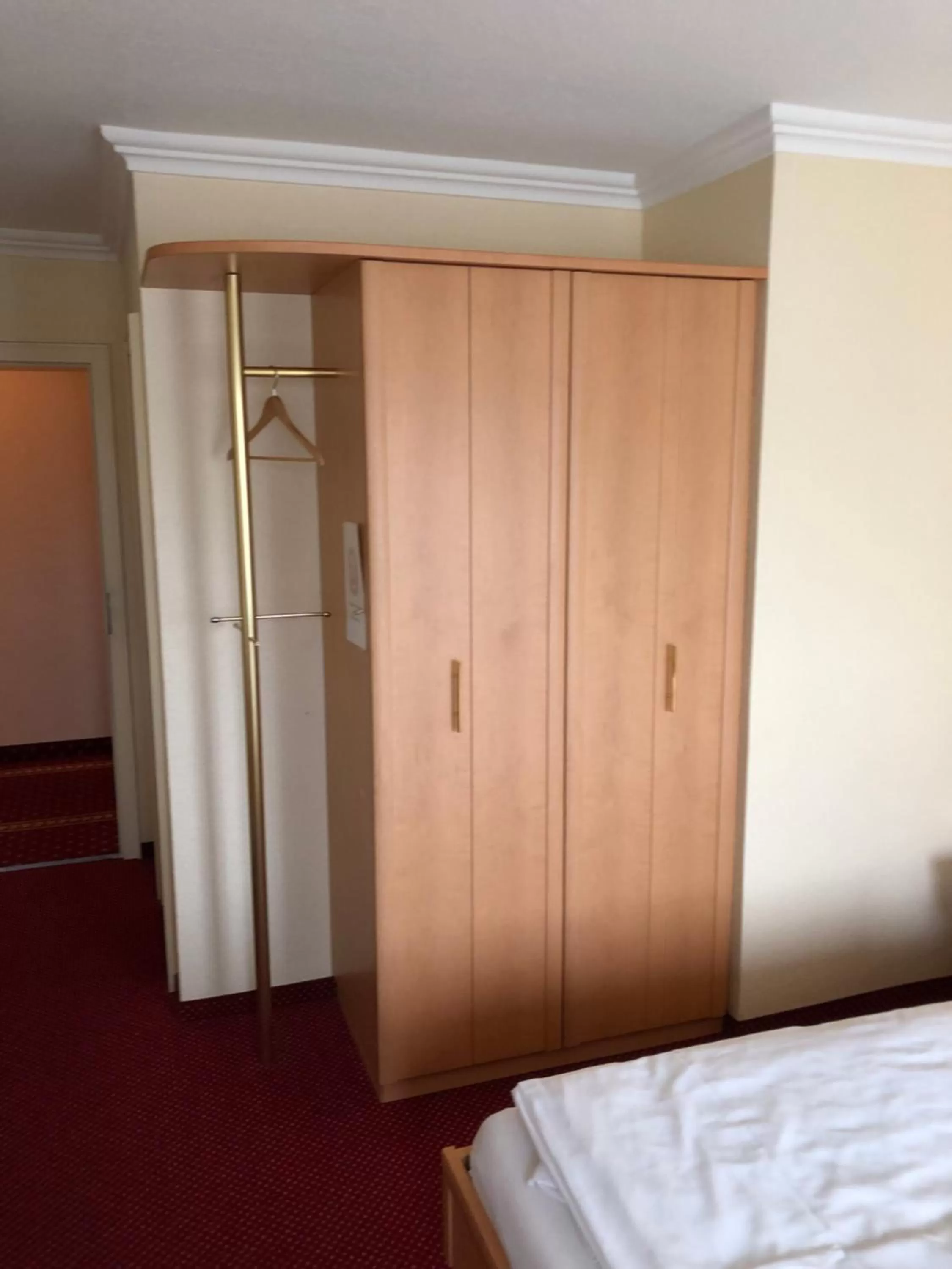 Bed in Hotel Pflieger