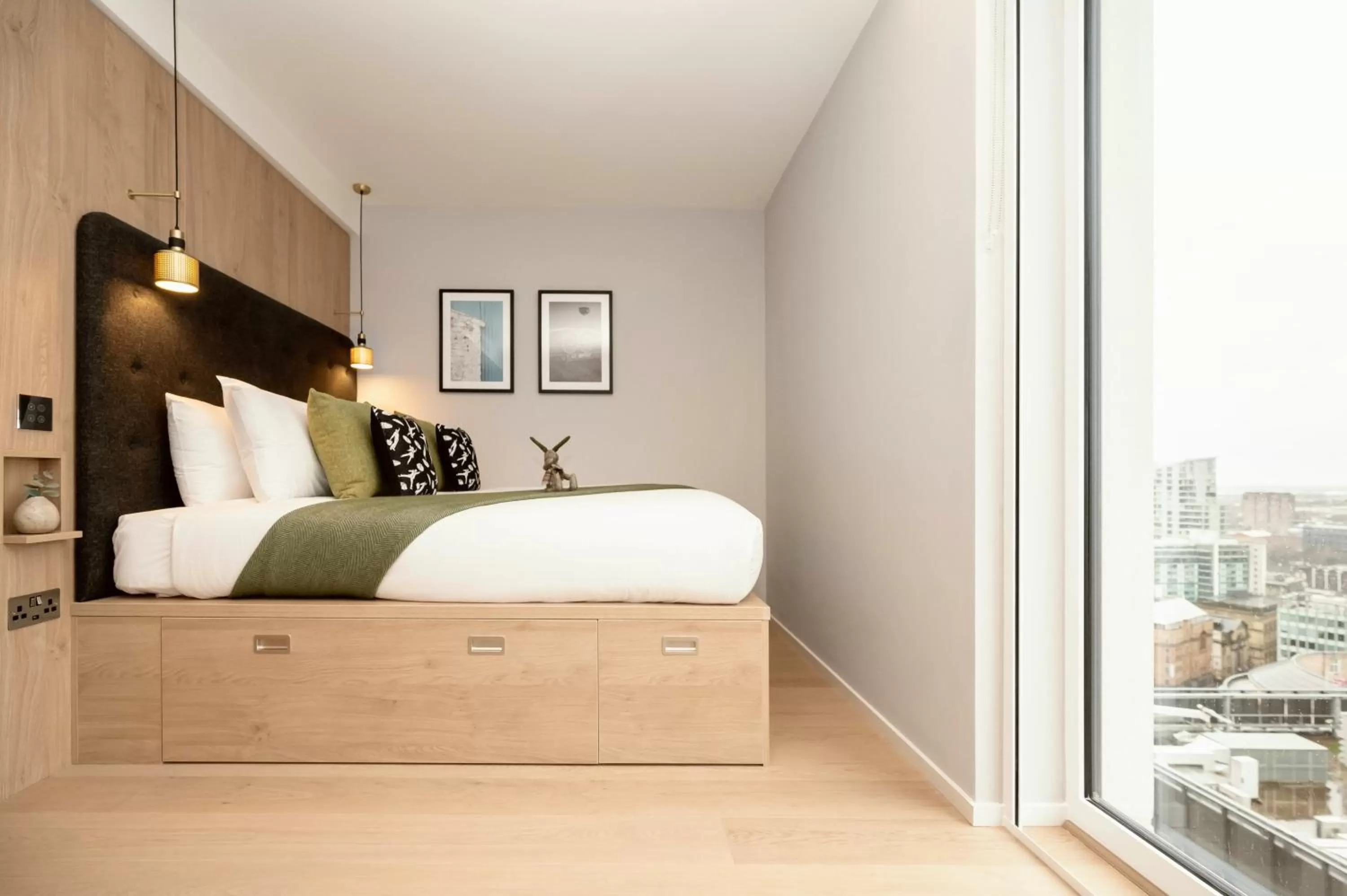 Bed in Wilde Aparthotels Manchester City Centre
